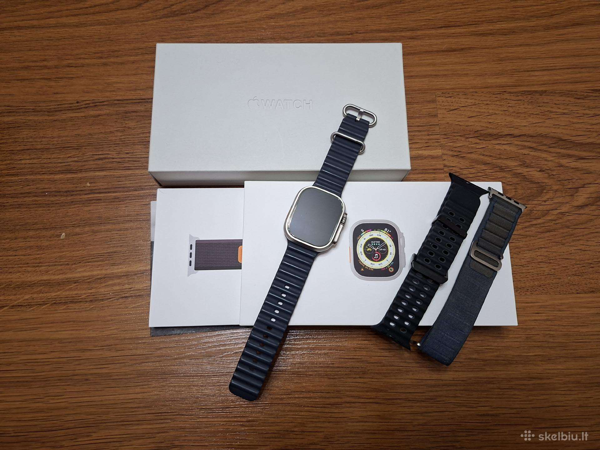 Apple Watch 1 su pilnu komplektu