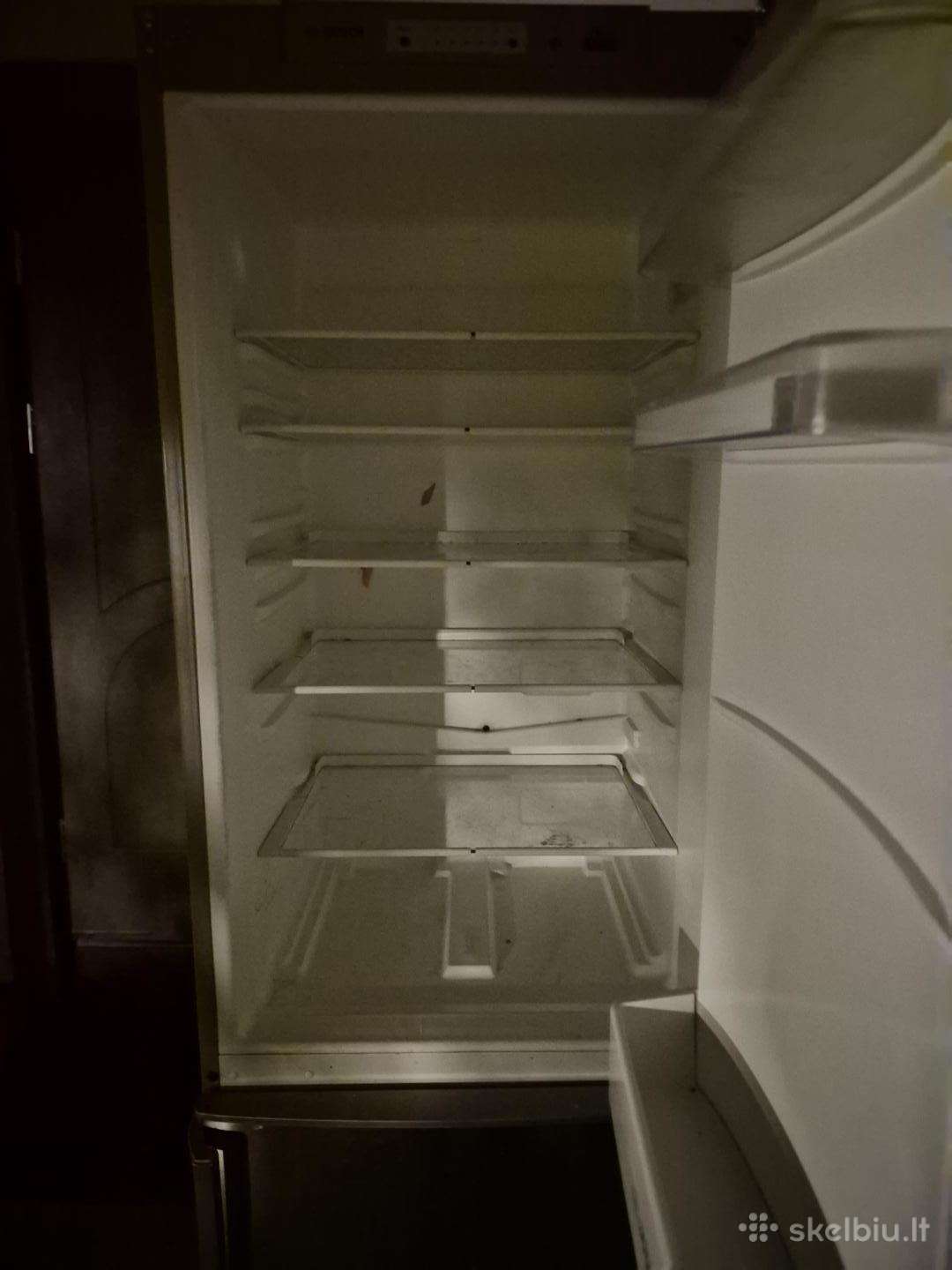 „bosch“ šaldytuvas su šaldikliu – 70 €