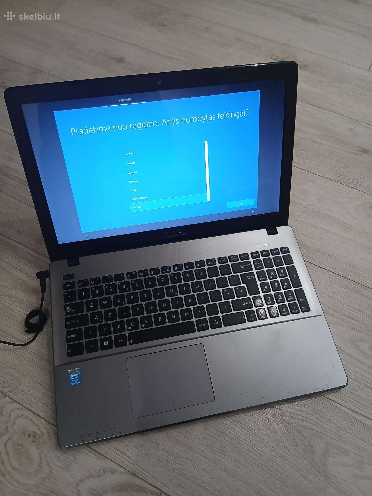 Asus F550 C