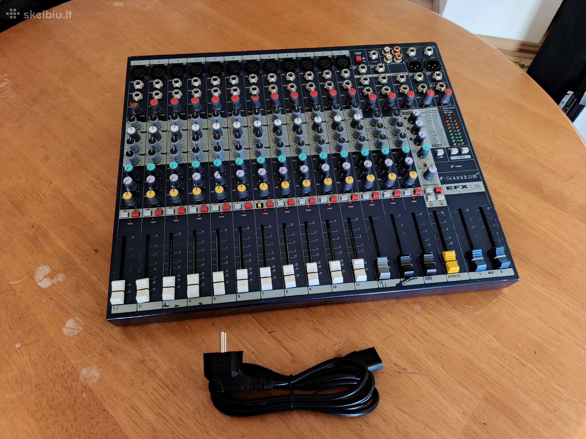 Mikserinis pultas Soundcraft efx 12