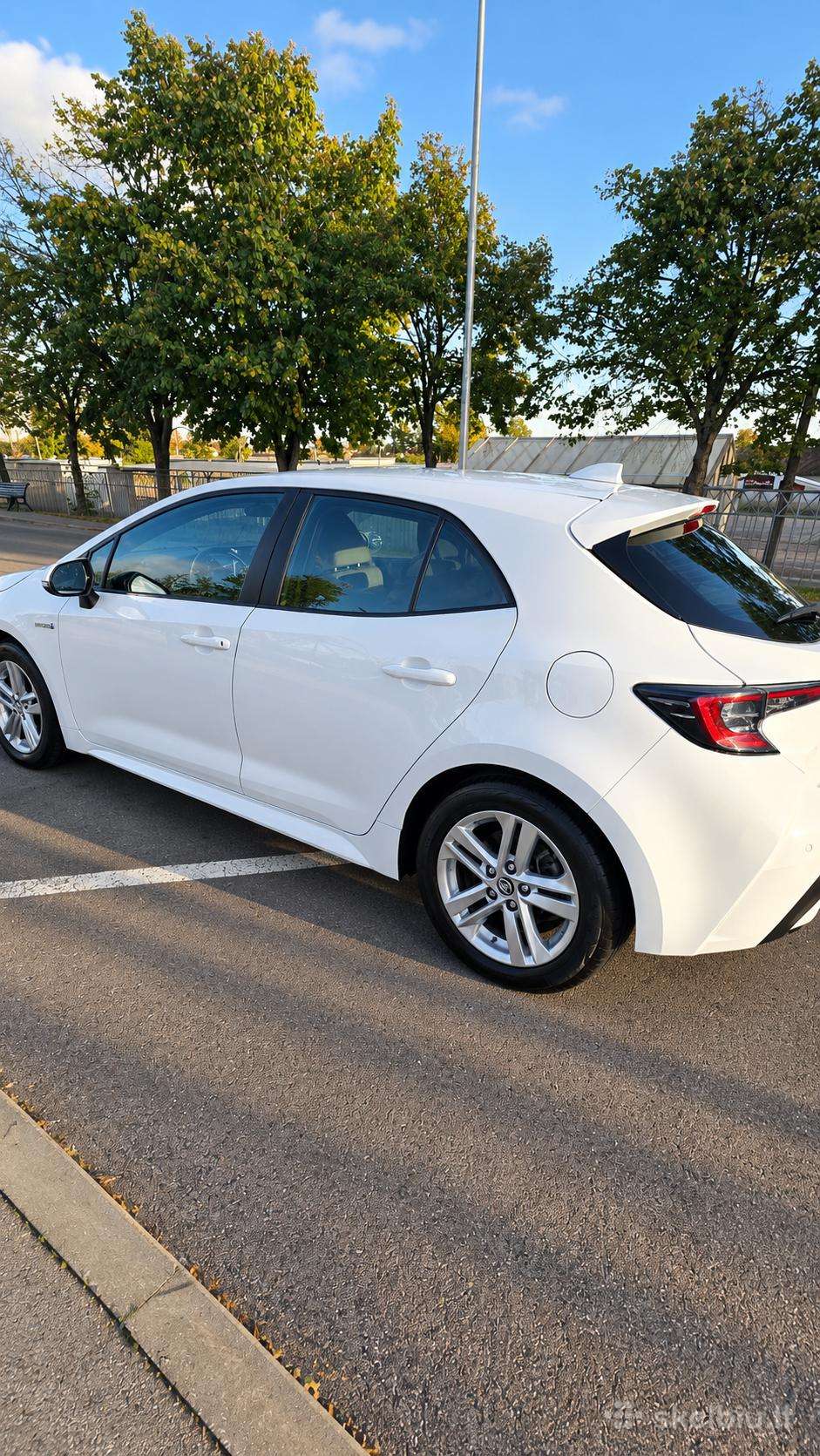 Toyota Corolla hibridas
