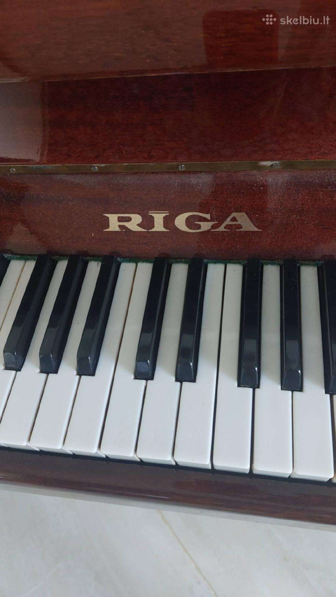 Pianinas Riga