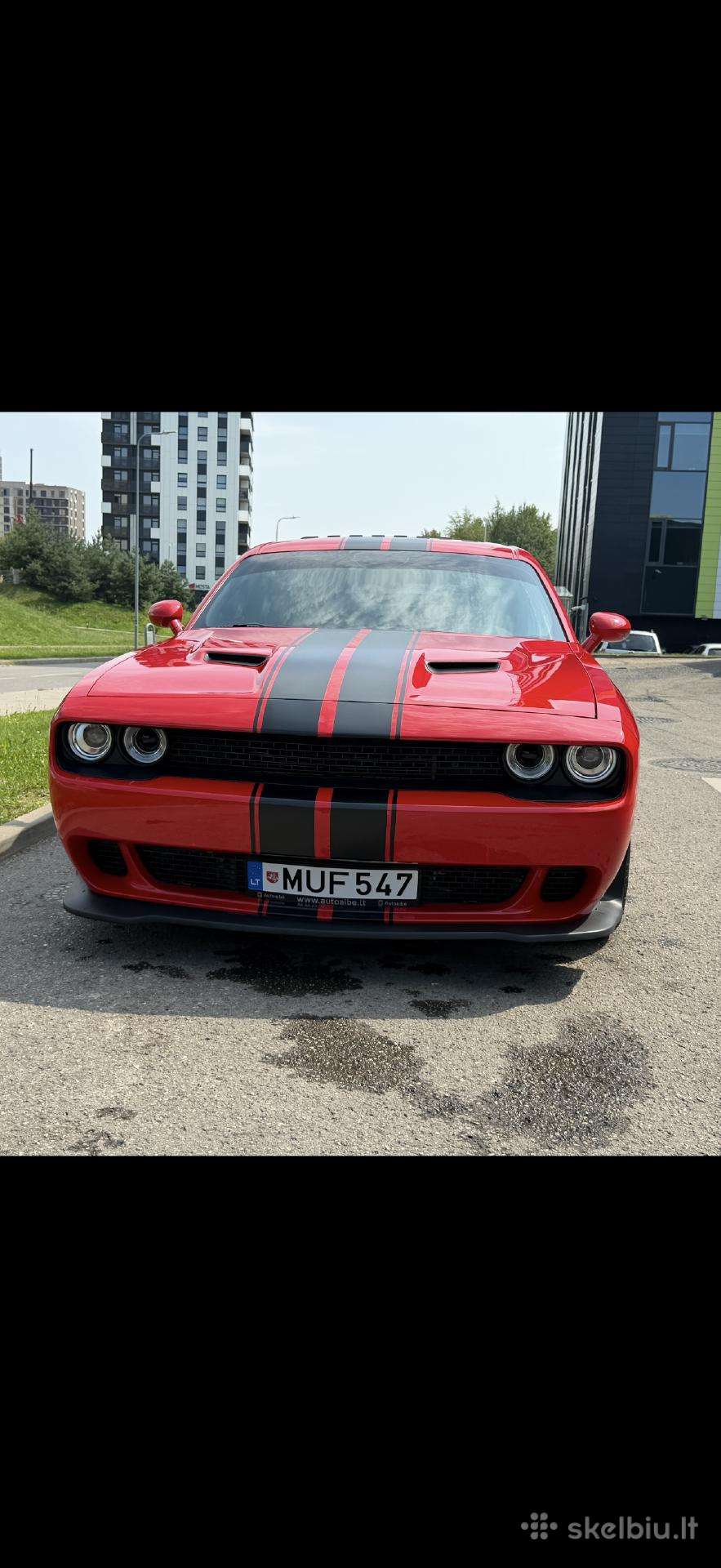 Dodge Challenger 6.4