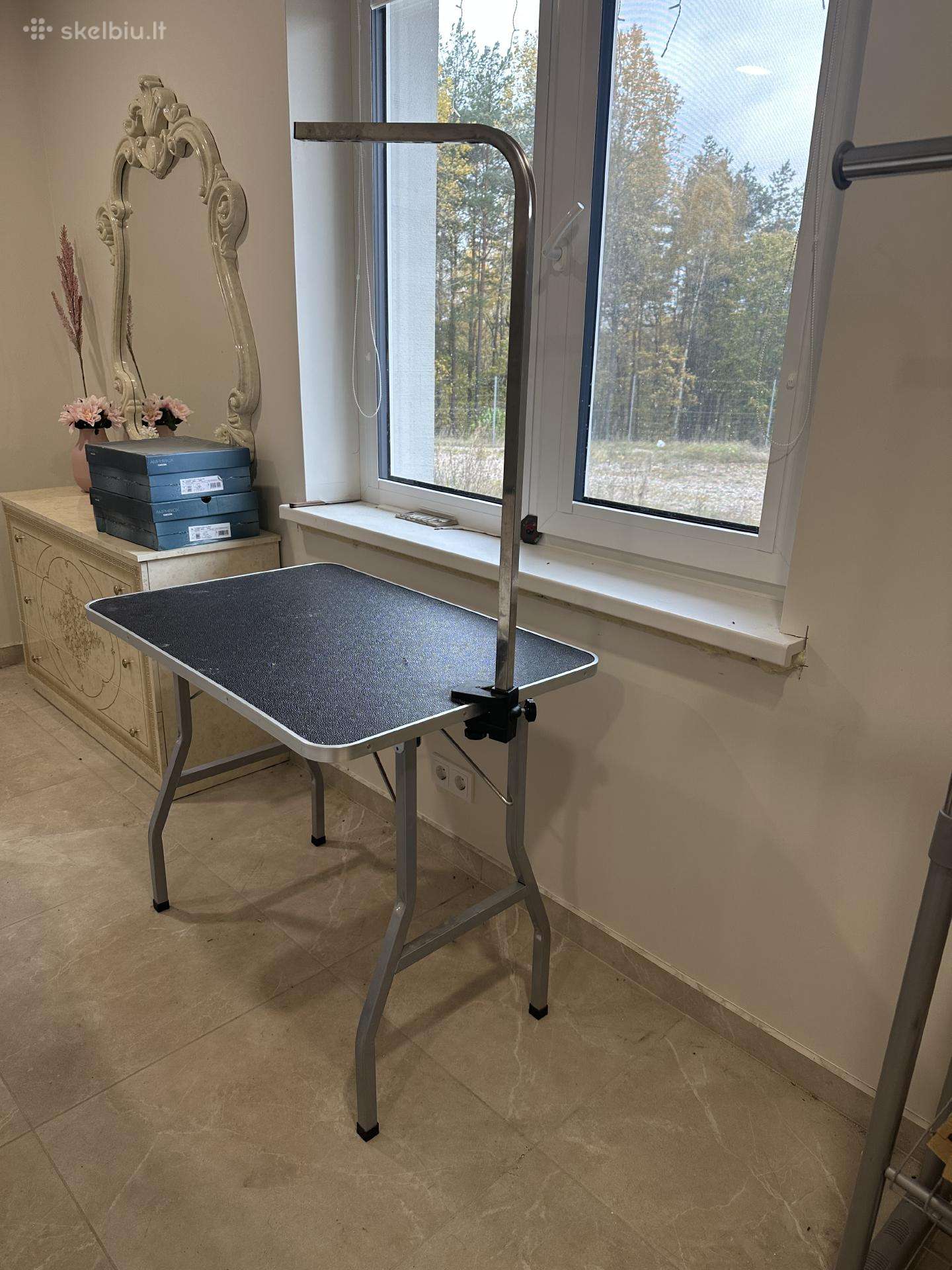 Gyvunu stalas kirpimui