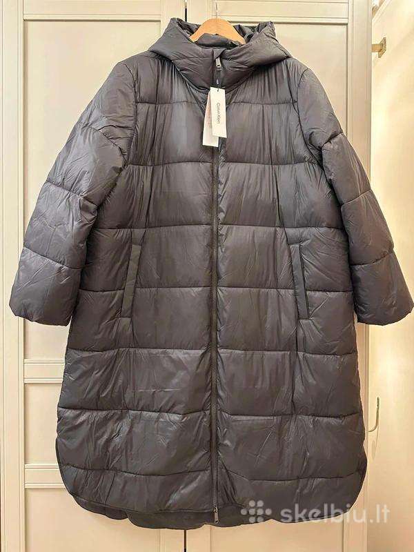 Calvin Klein ilga striukė