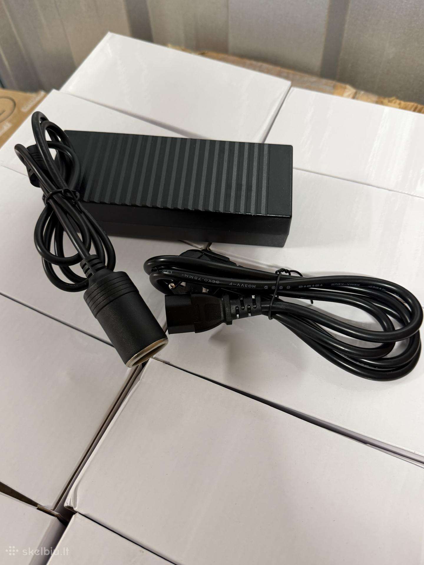 Maitinimo šaltinis 12v 10a – 120w su auto.12v jun
