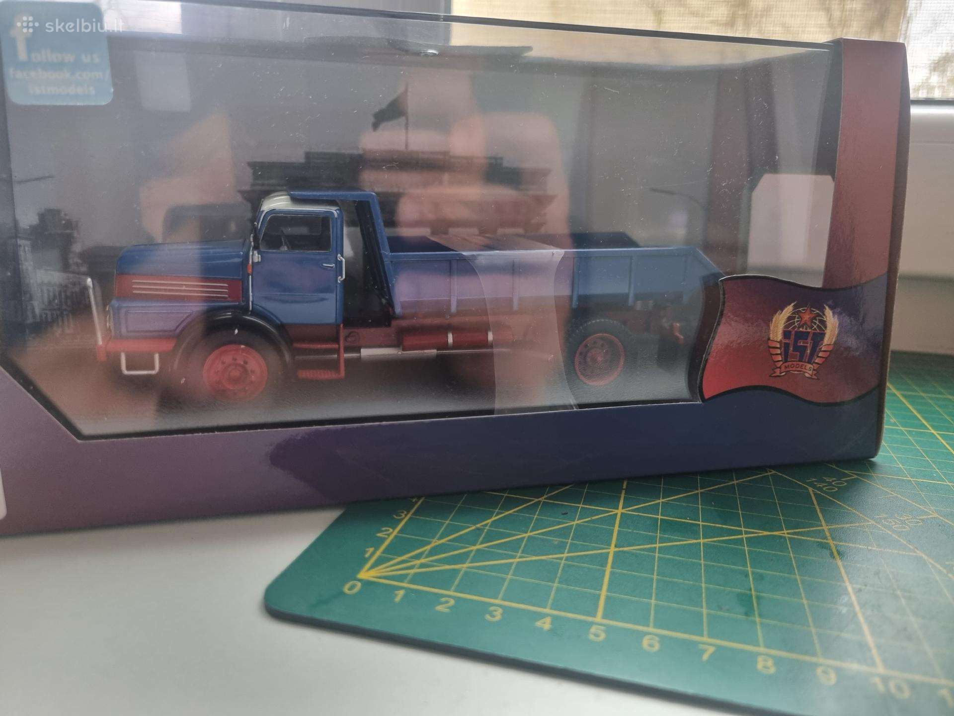 IXO ist 1/43 1957 Ifa H6
