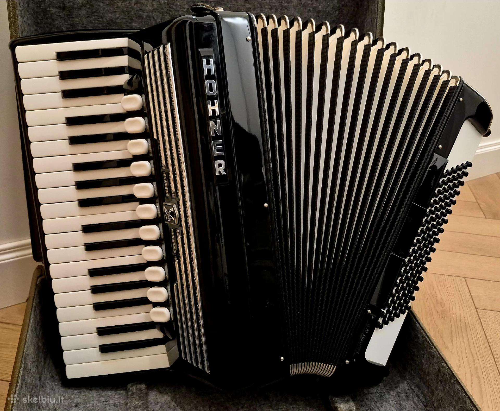 Akordeonas Hohner