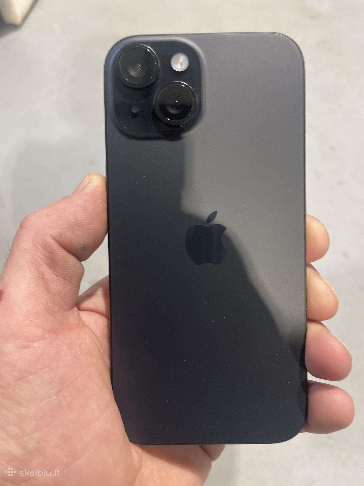 Pasiduodu iPhone 15,256 GB