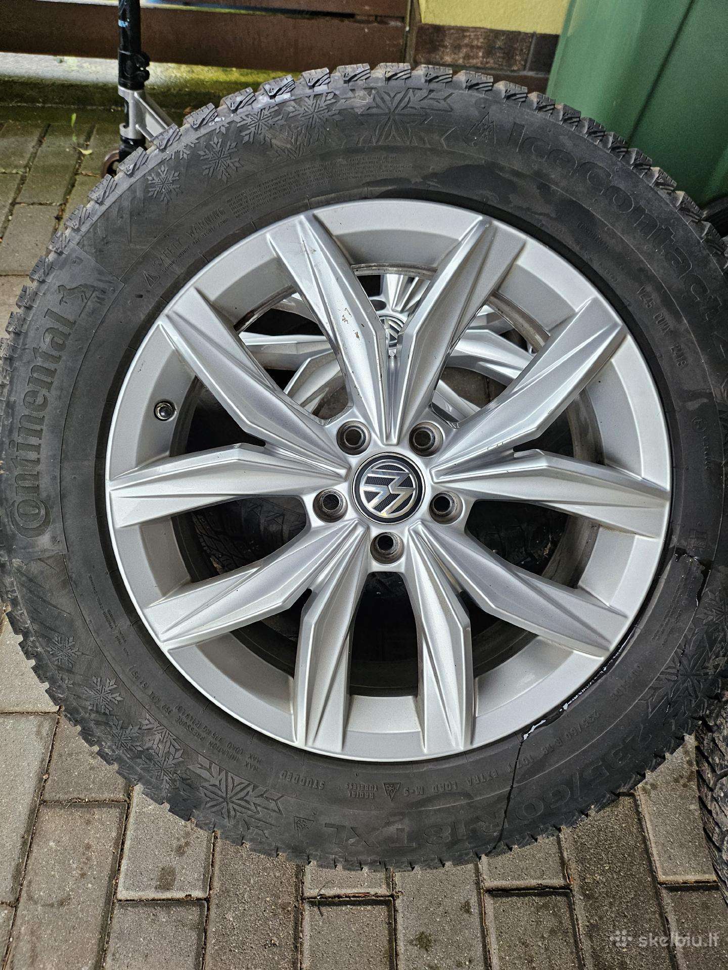 Originalus VW r18 su Continental Icecontact2