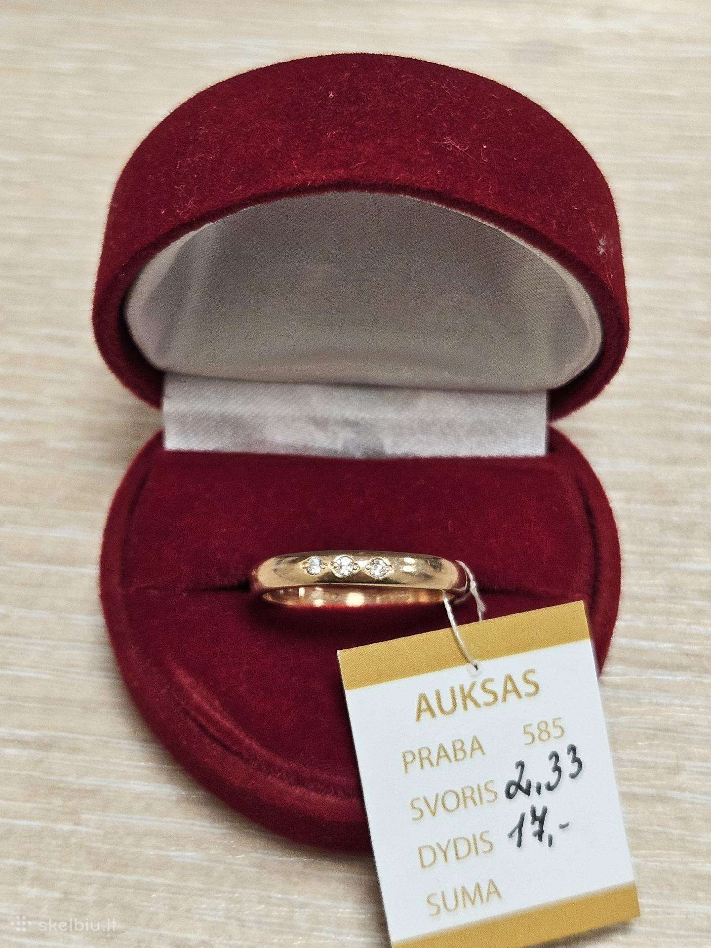 Auksinis žiedas - 222 Eur.
