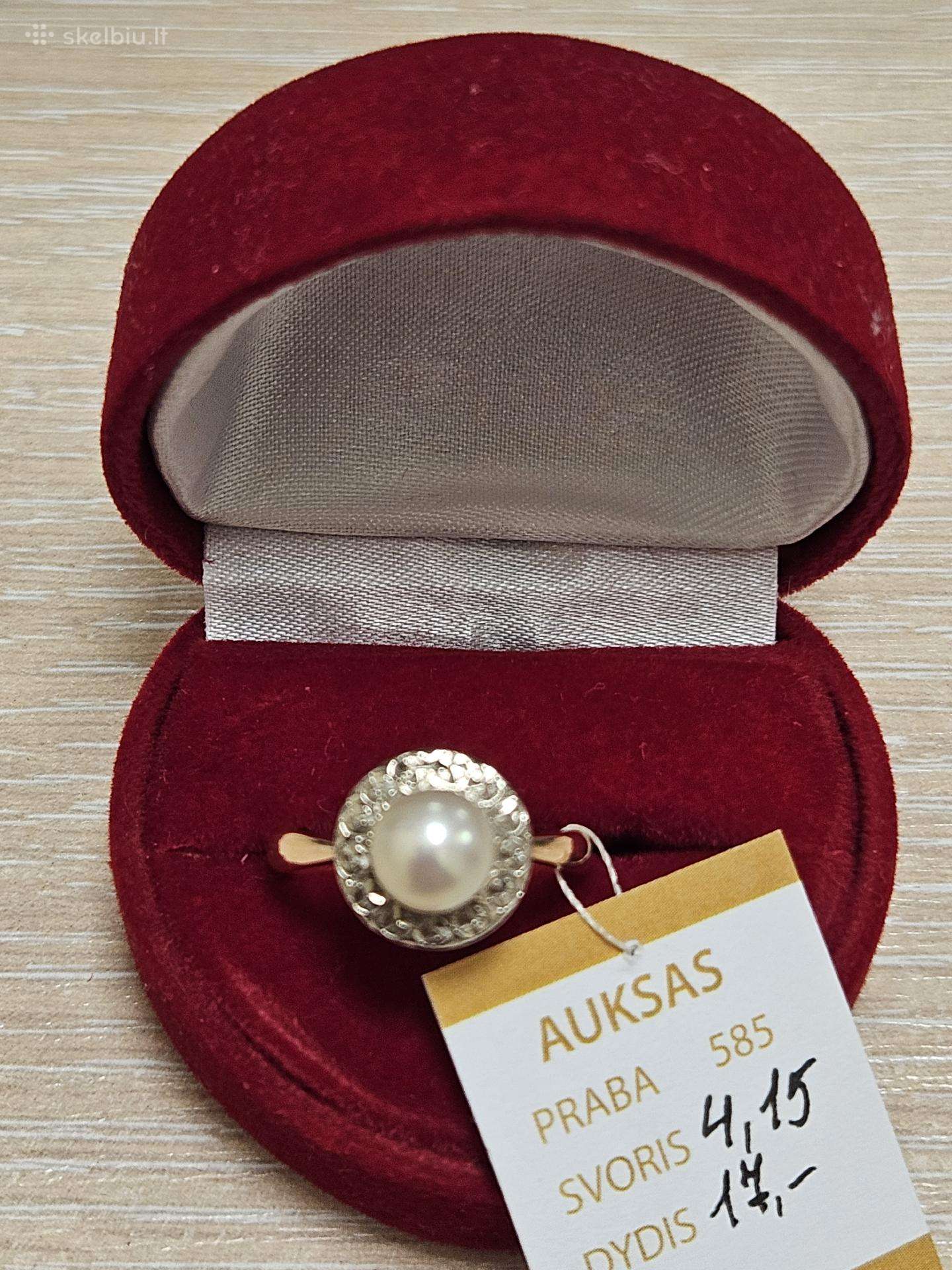 Auksinis žiedas - 395 Eur.