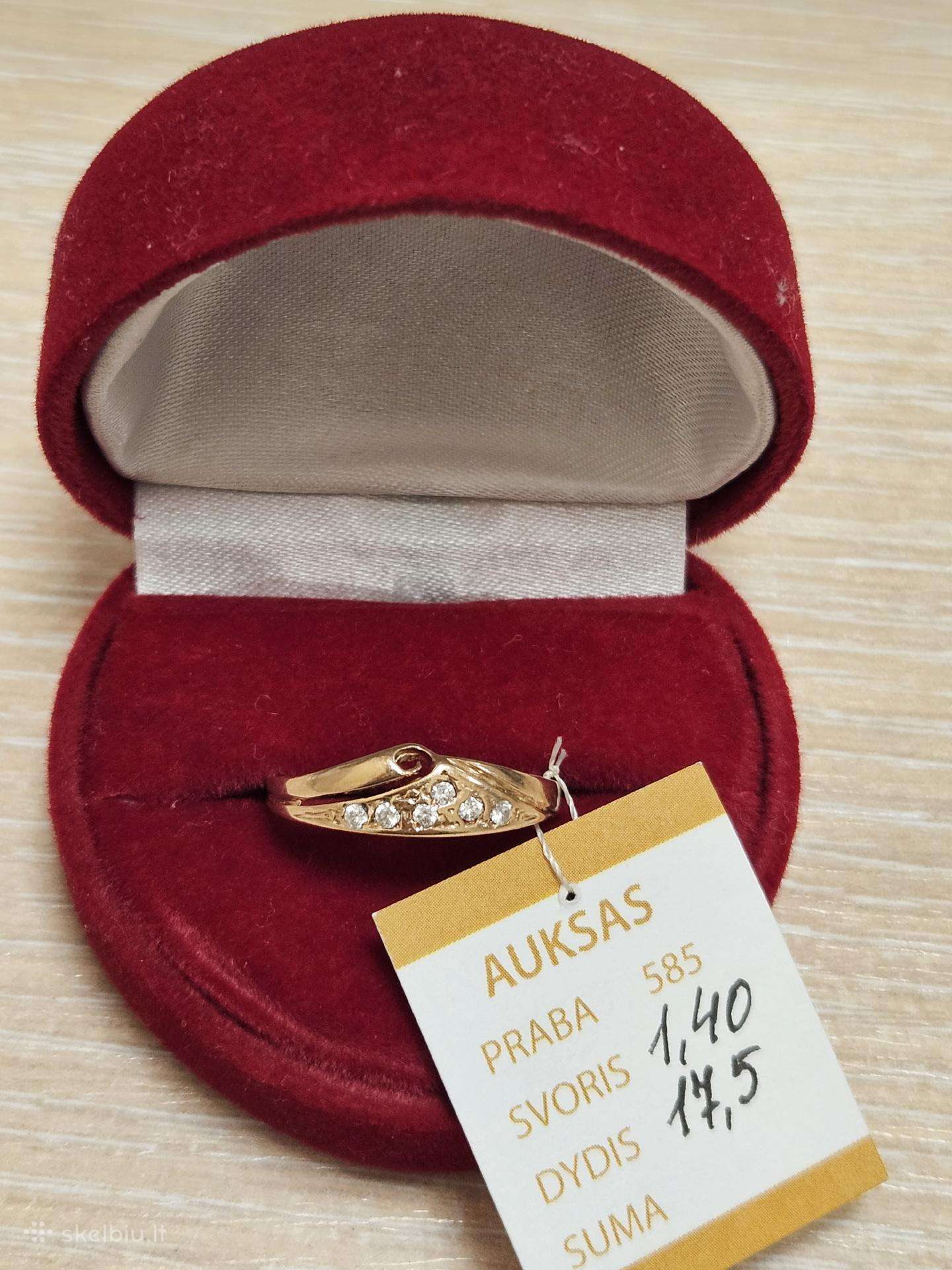 Auksinis žiedas - 133 Eur.