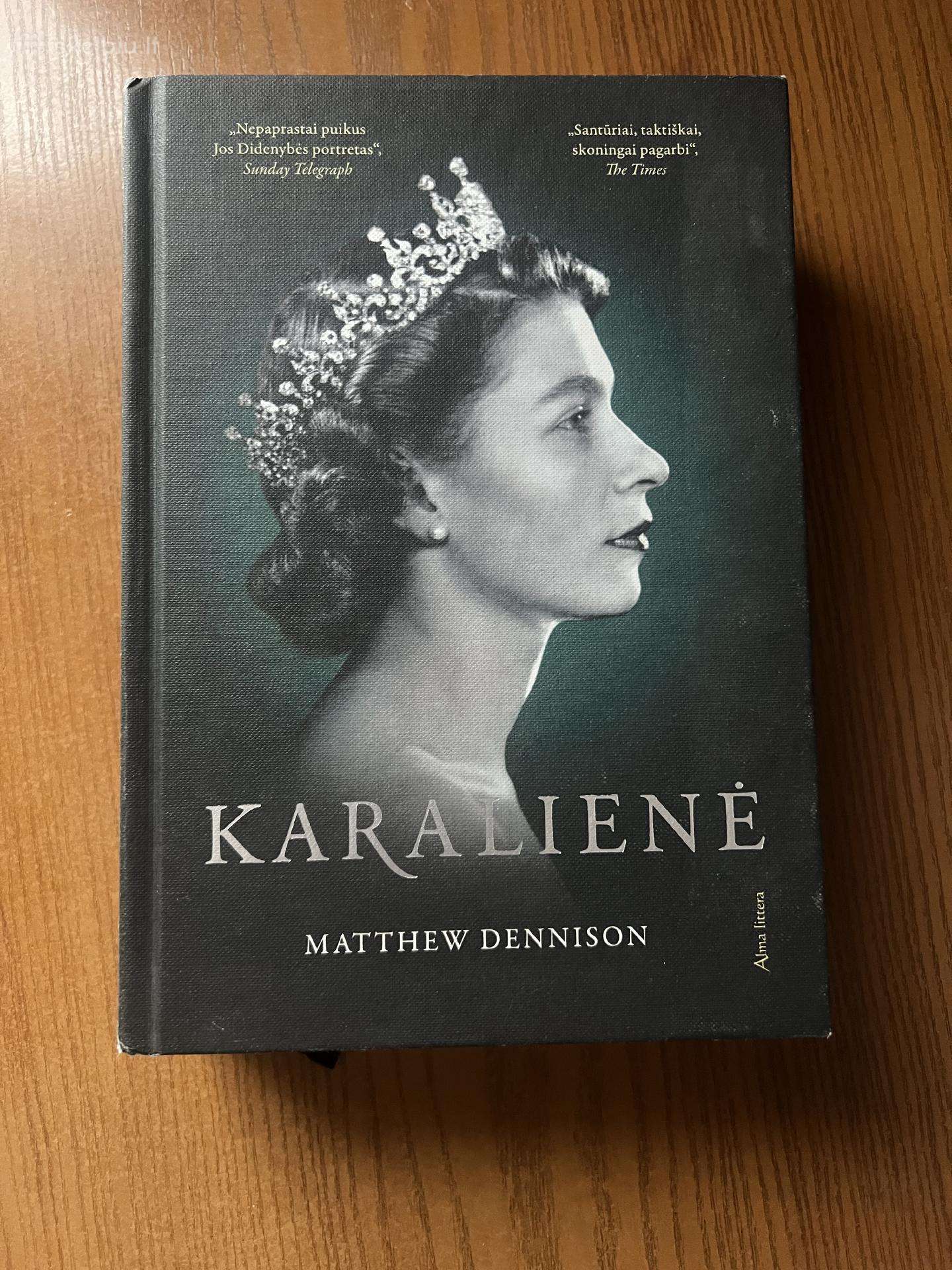 Knyga “karalienė