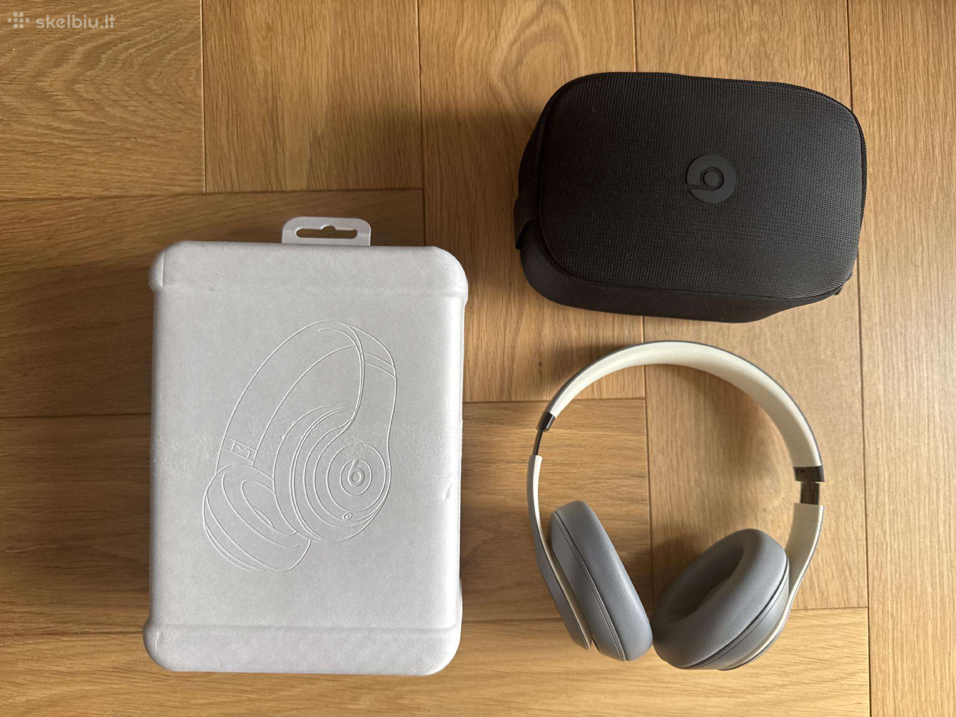 Praktiškai naujos Beats Studio Pro
