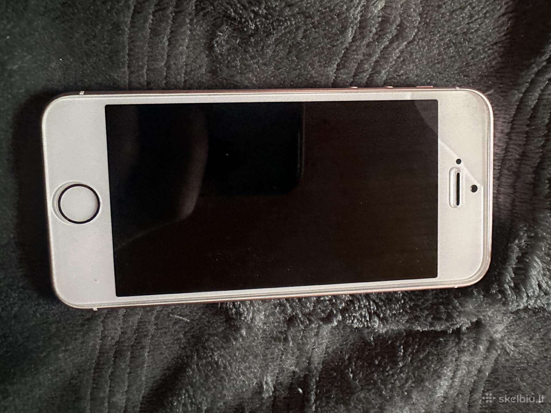 iPhone Se dalims