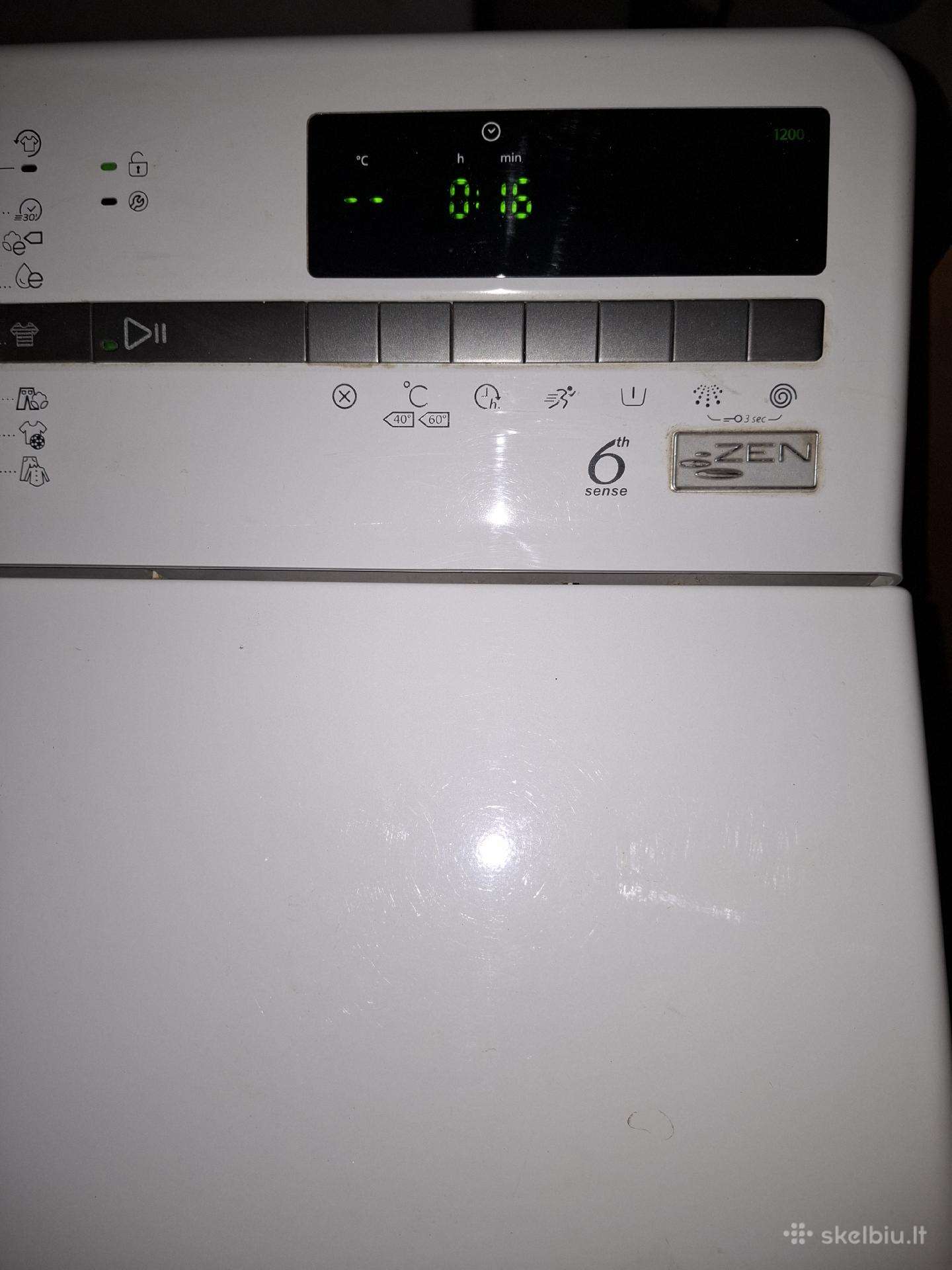 Parduodu veikiančia skalbimo mašina 7kg whirlpool
