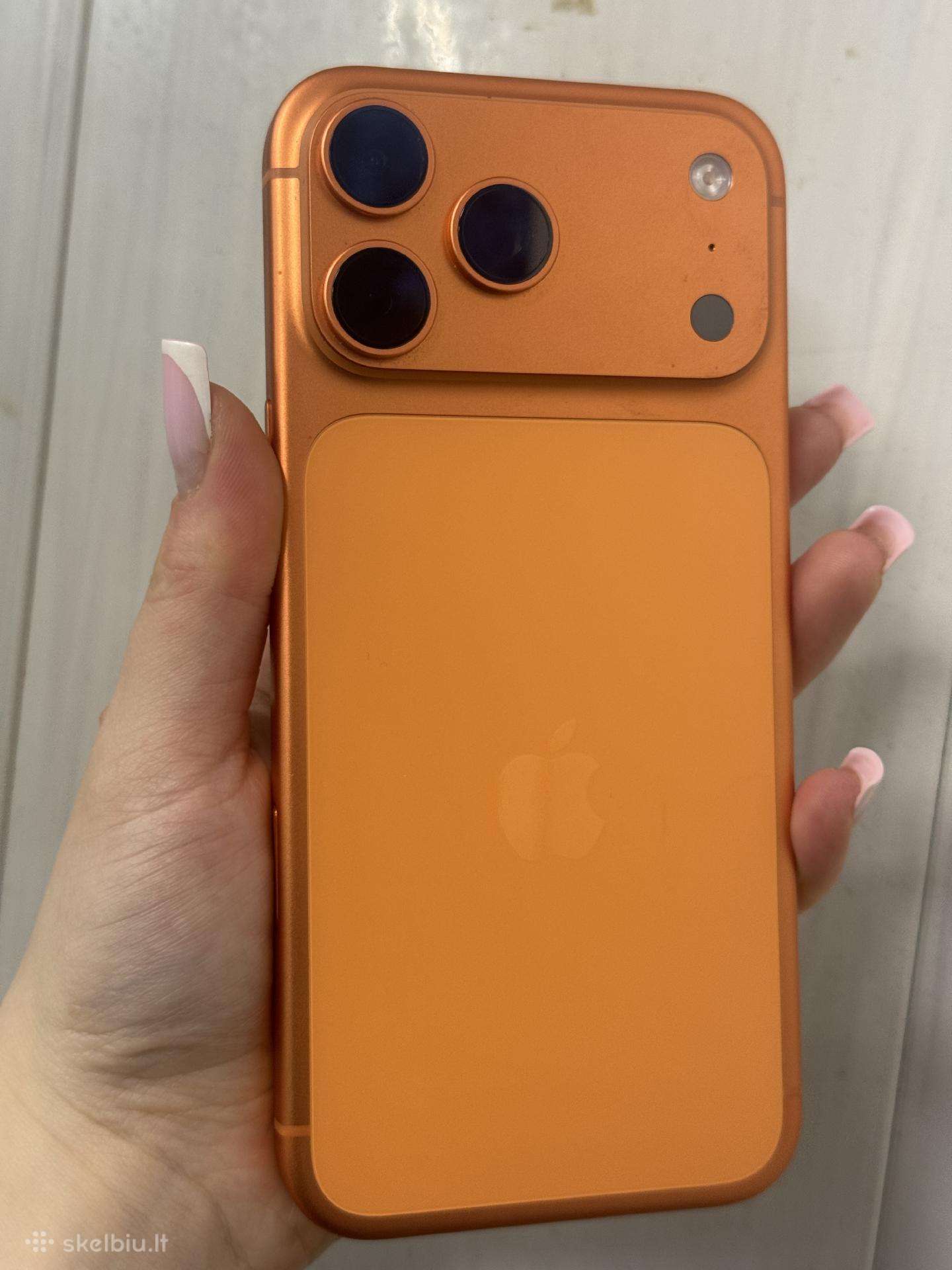 iPhone 17 pro max 256%,100%, 9 įkrovimo ciklai