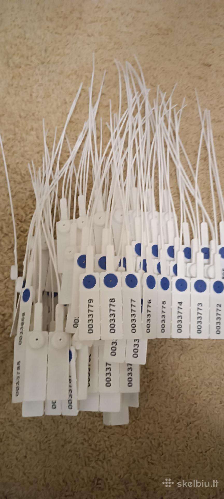 Numeruotos plastikinės apsauginės plombos