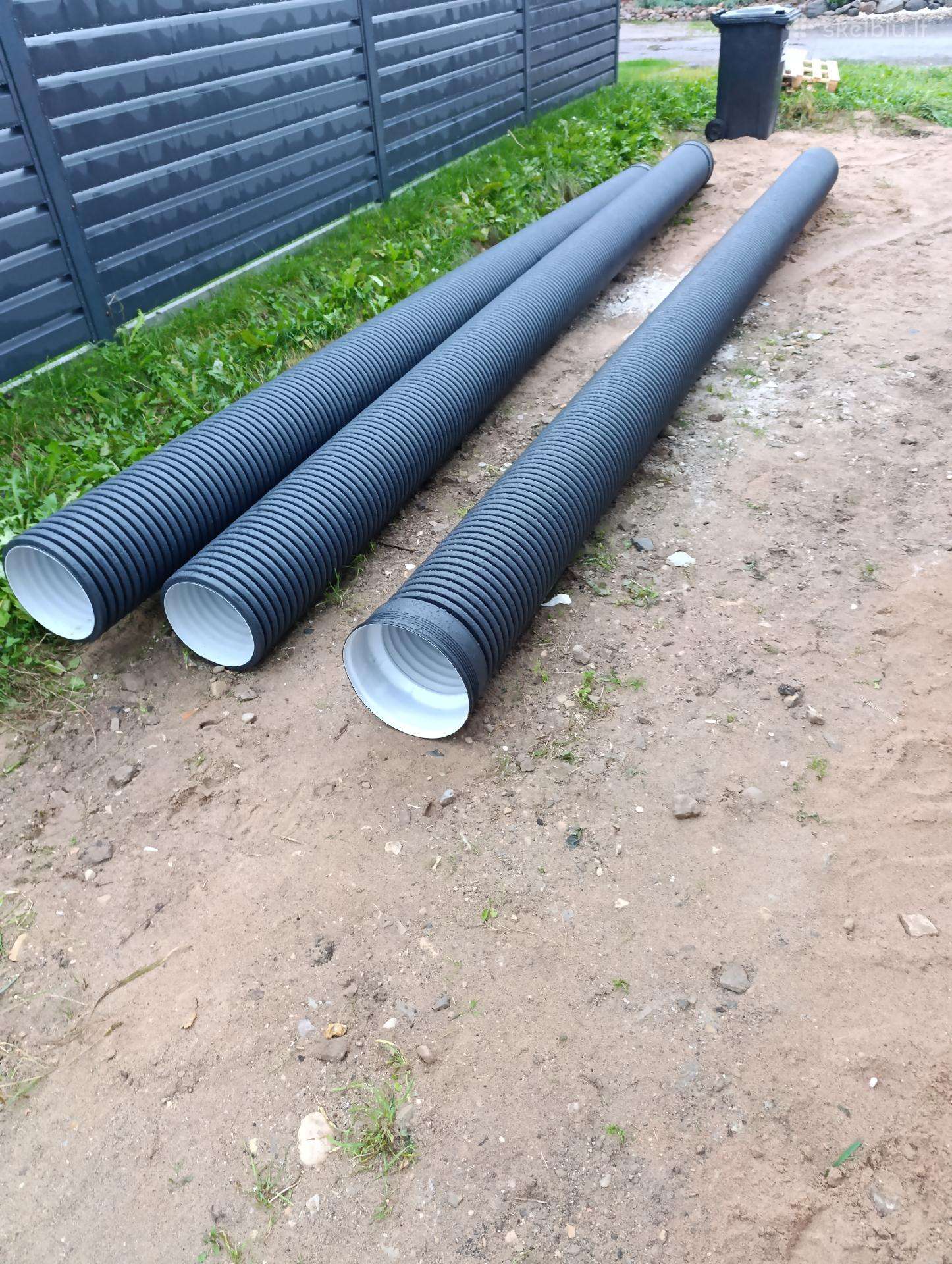 Pralaidos vamzdis Dn300, 6m, su mova, Sn8