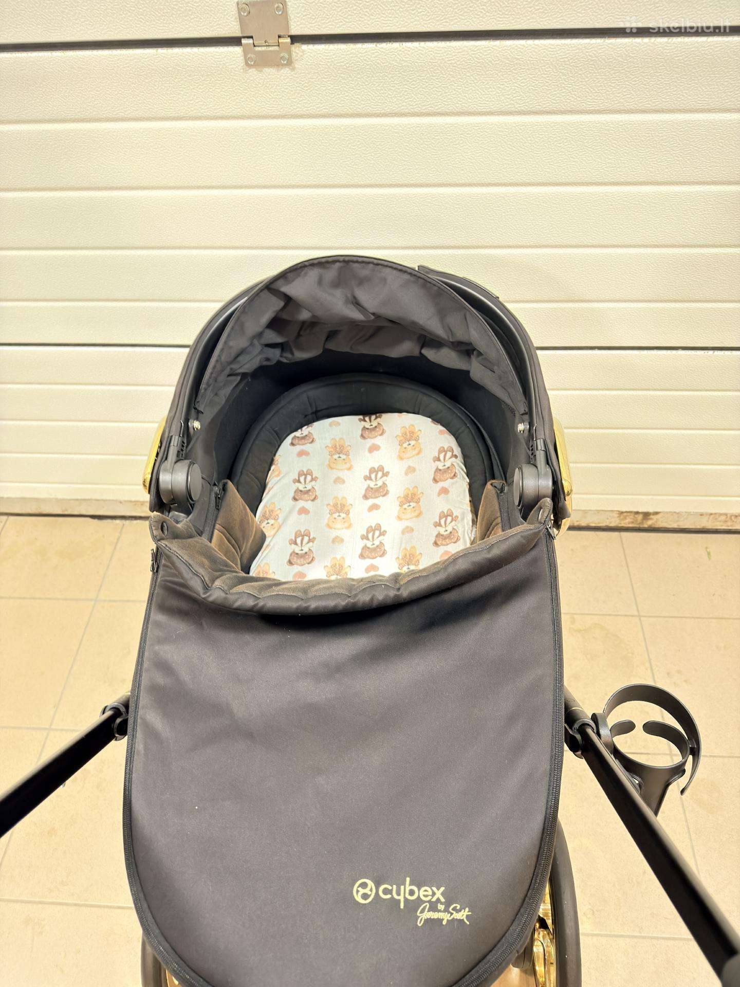 Cybex e-priam Jeremy Scott Wings
