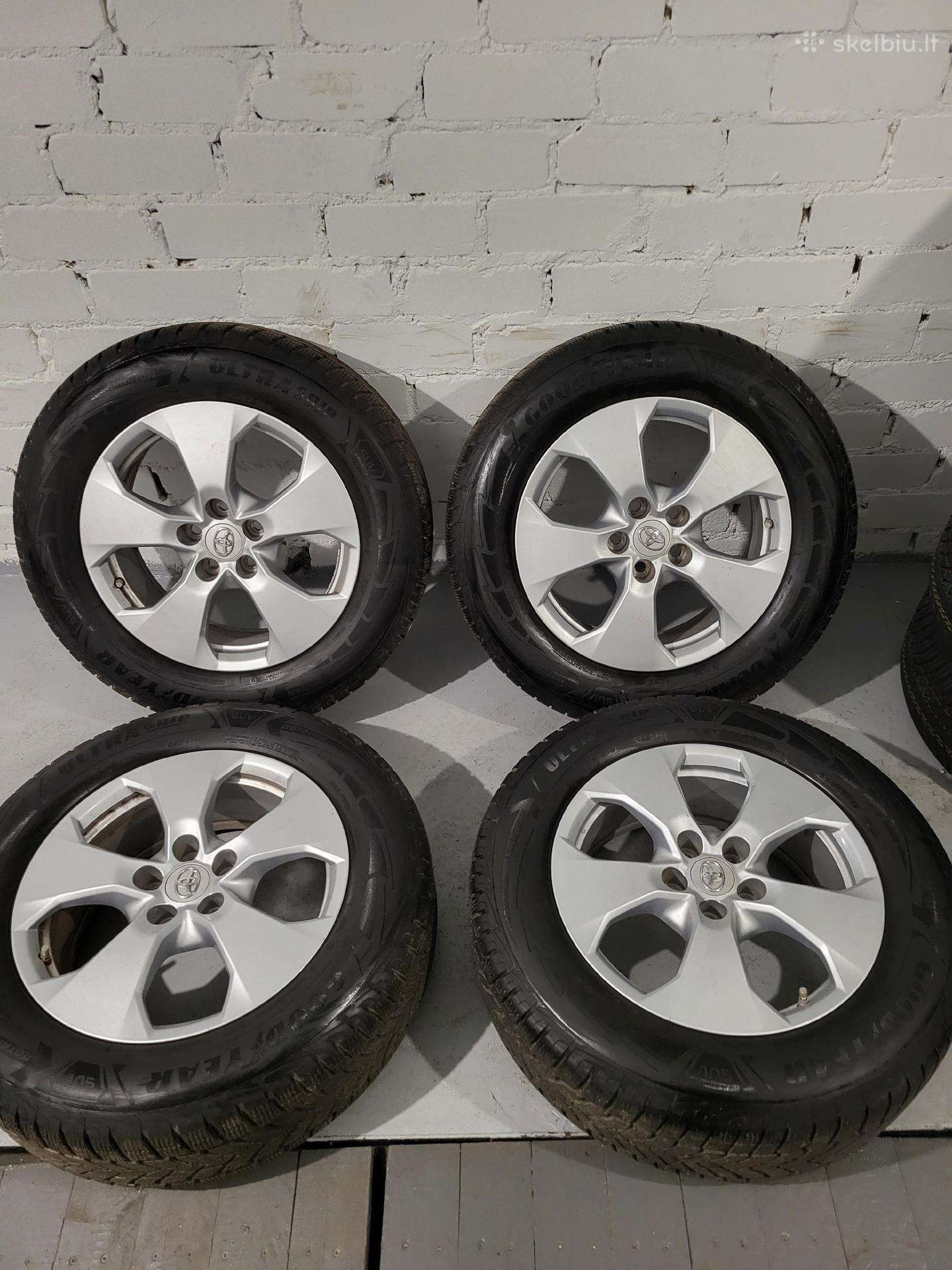 Toyota rav4 originalus r17