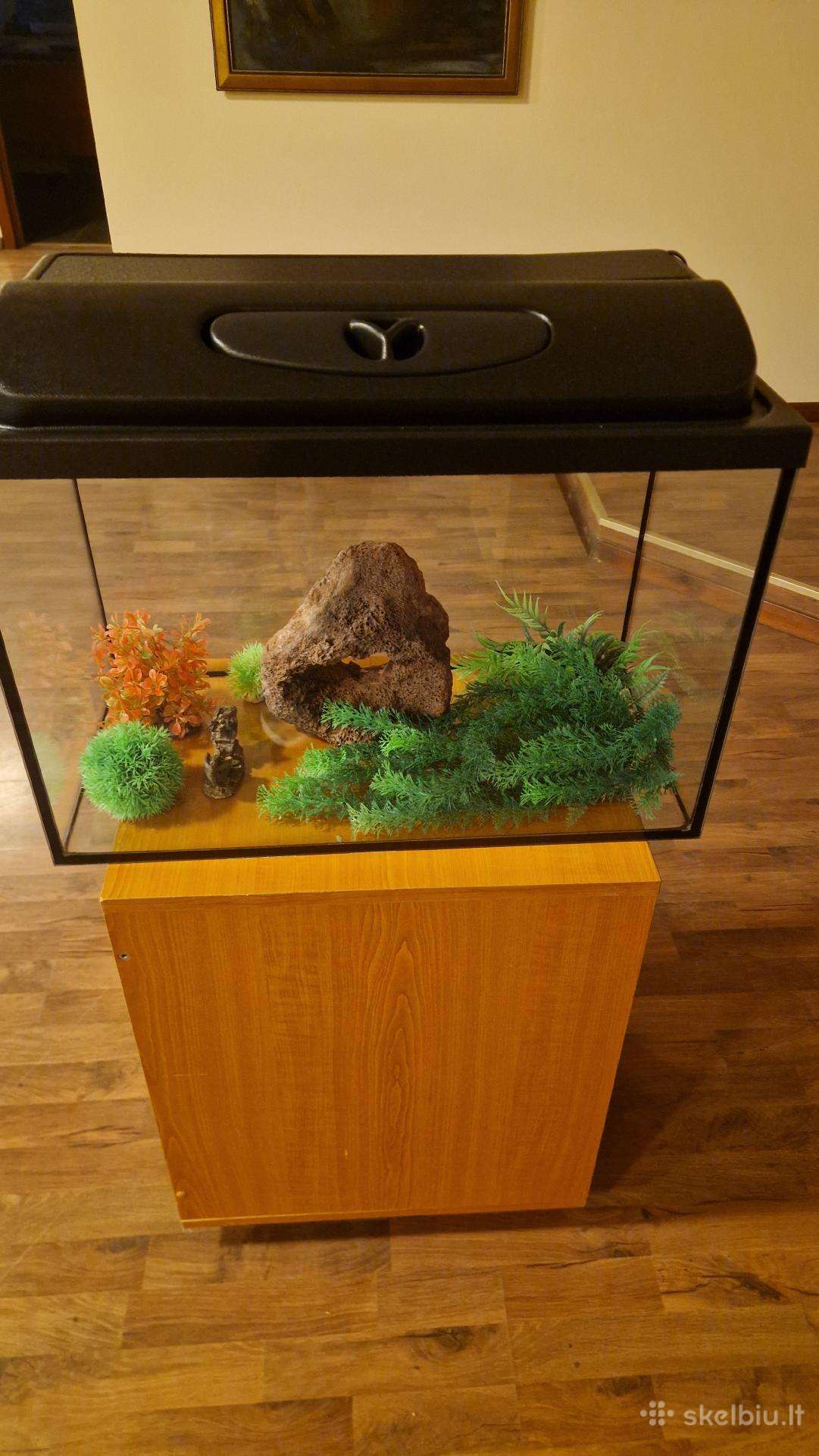Naujas akvariumas 70litrų- 55€.