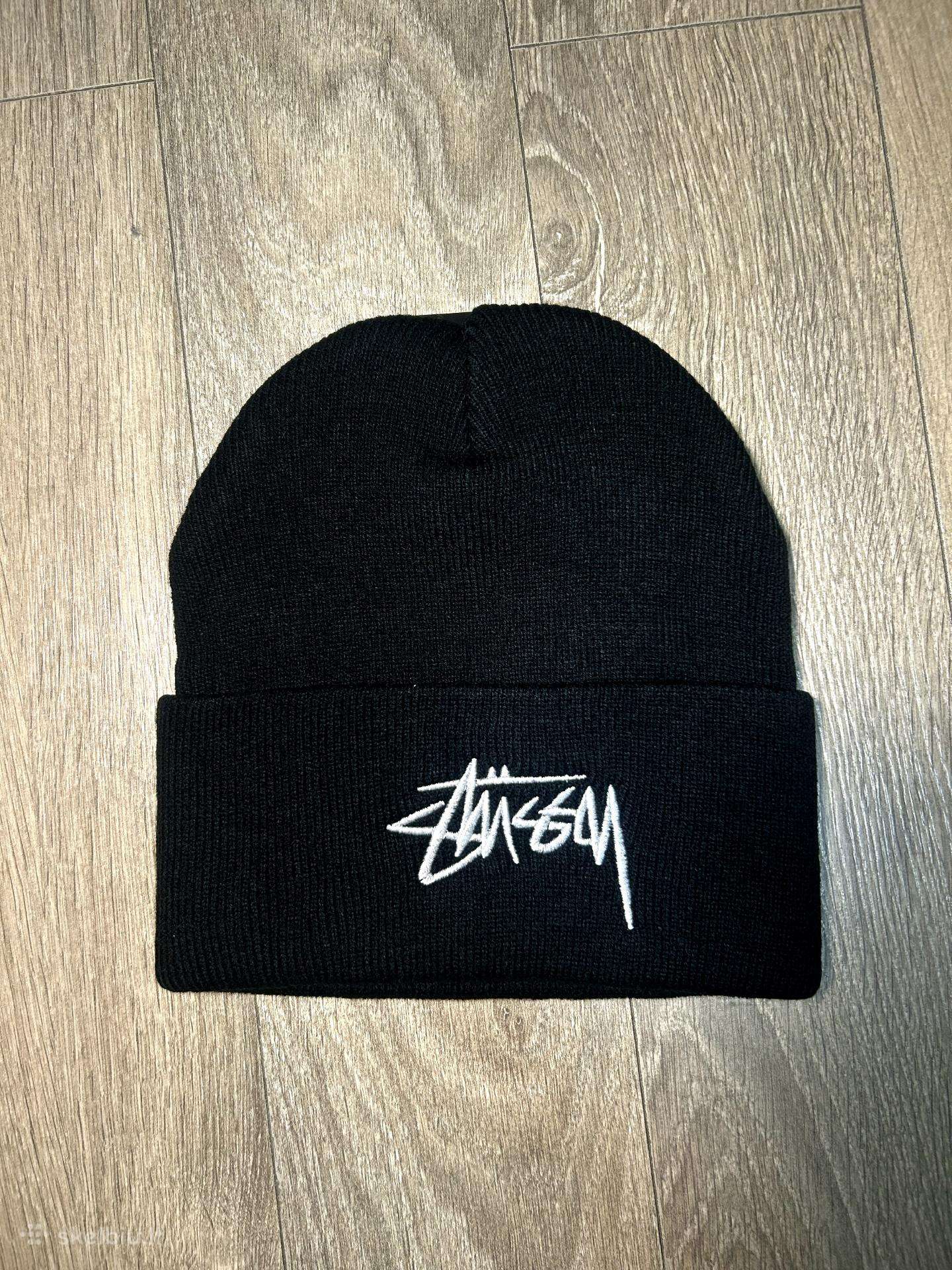 Stussy žieminė kepurė