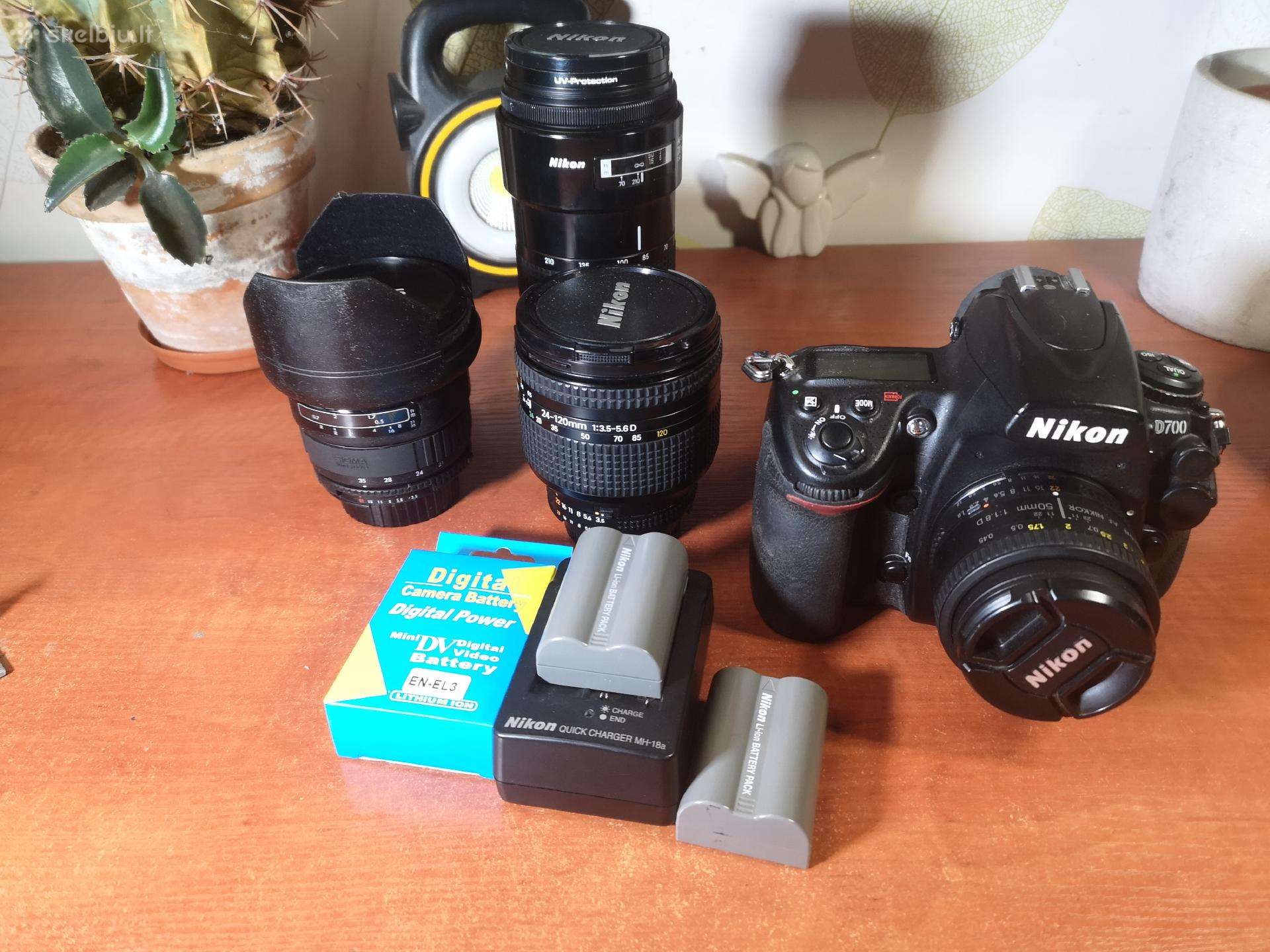 Nikon D700 50mm F1.8 70-200 f4 21-35 f3.5-4.2