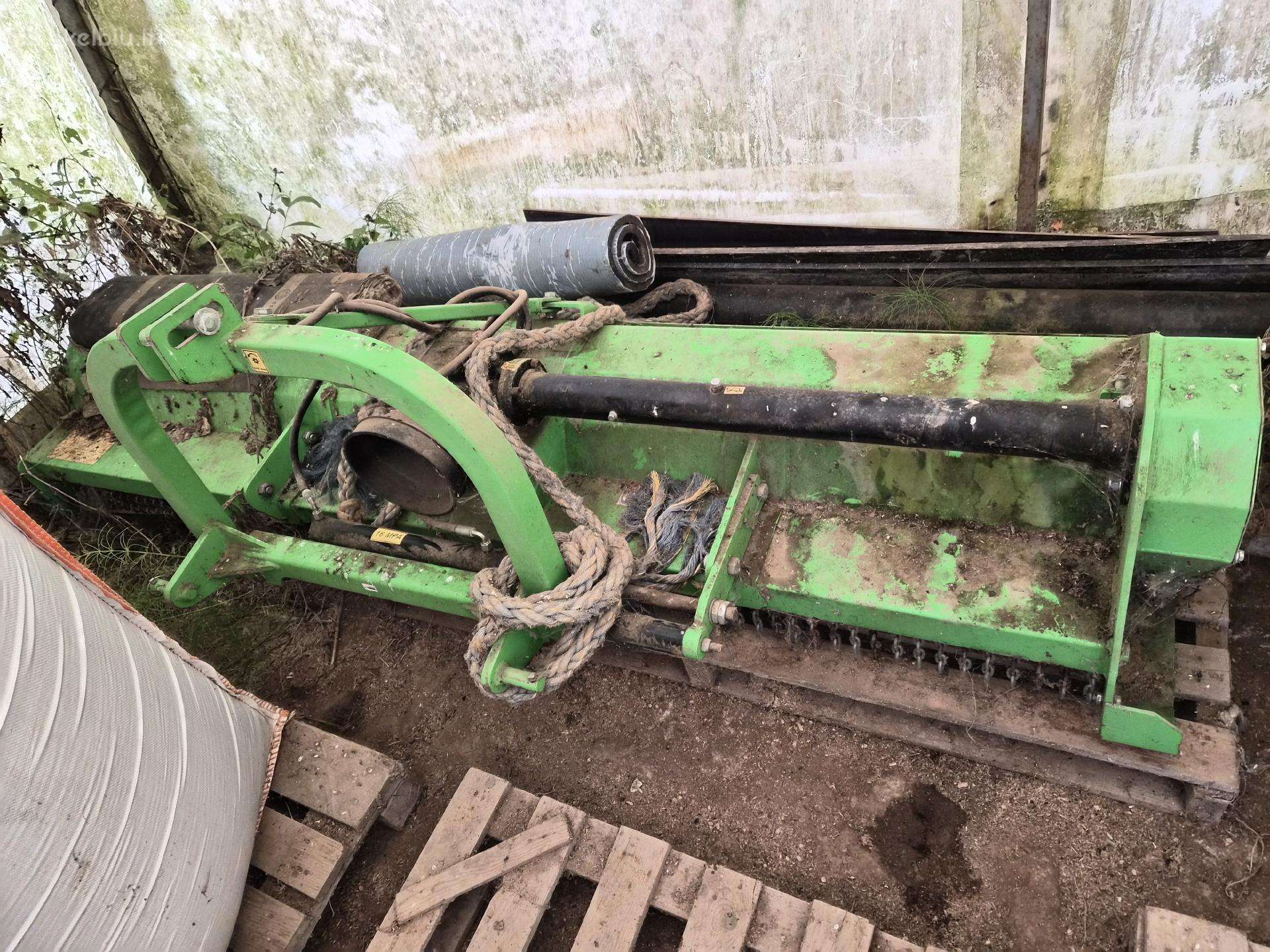 Žolės smulkintuvas talex leopard 2,8 m. plūgas