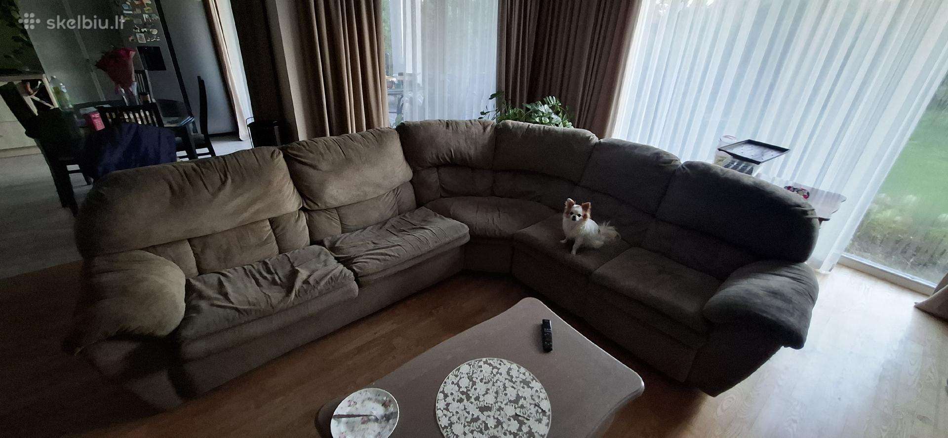 Dovanoju sofa