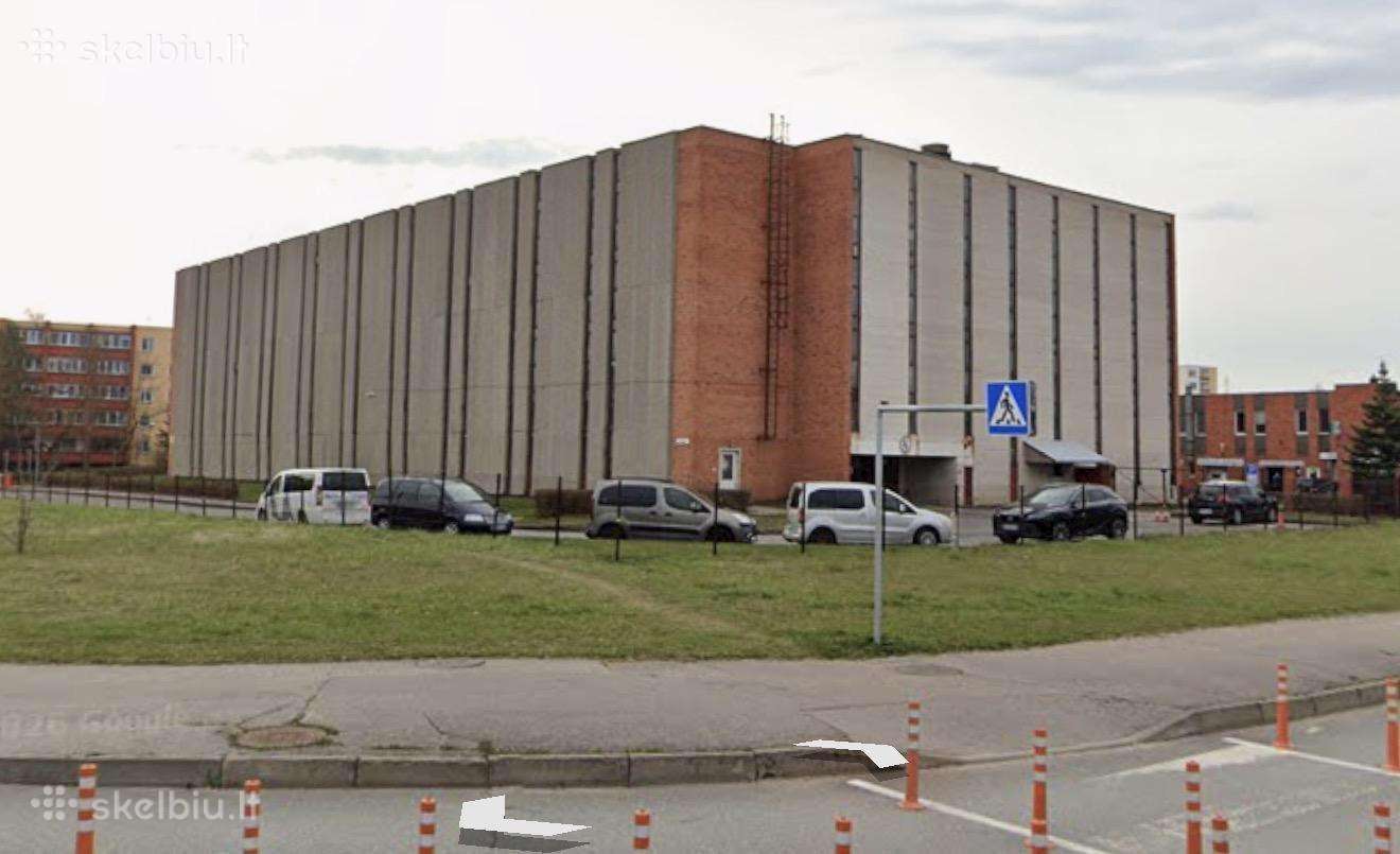 Garažas Ateities g. daugiaaukštyje