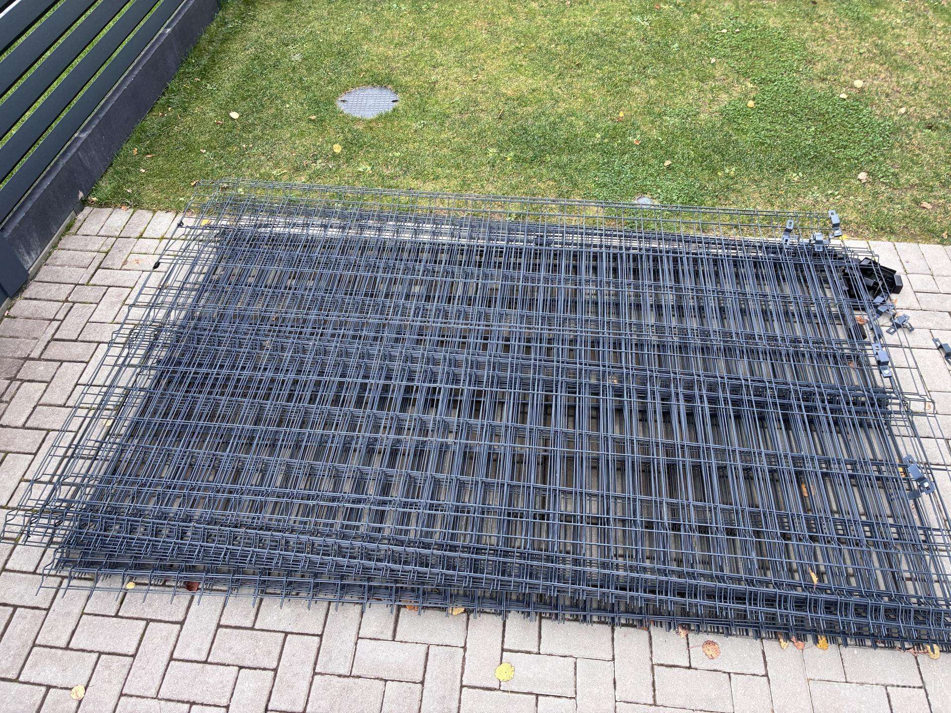 Tvoros segmentai 153 x 250 cm, antracito spalvos