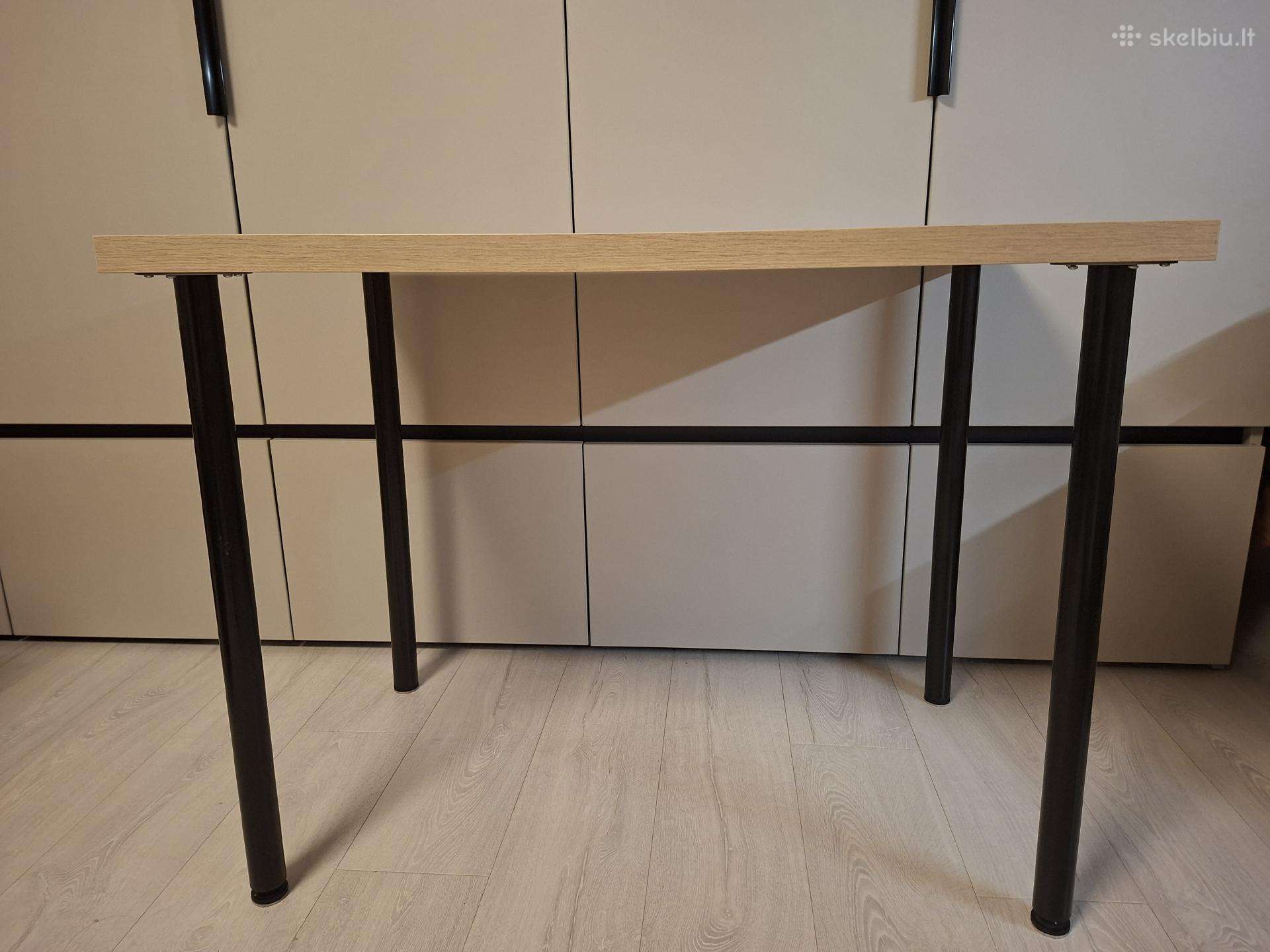 Ikea stalas