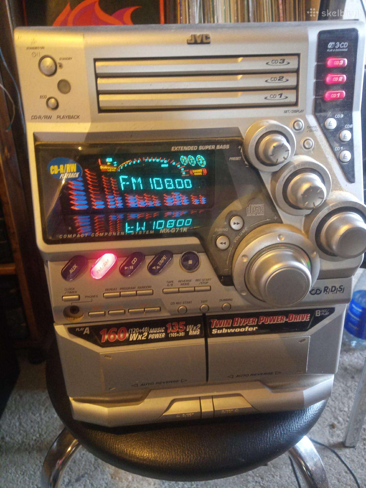 Muzikiniai centrai JVC ,Samsung