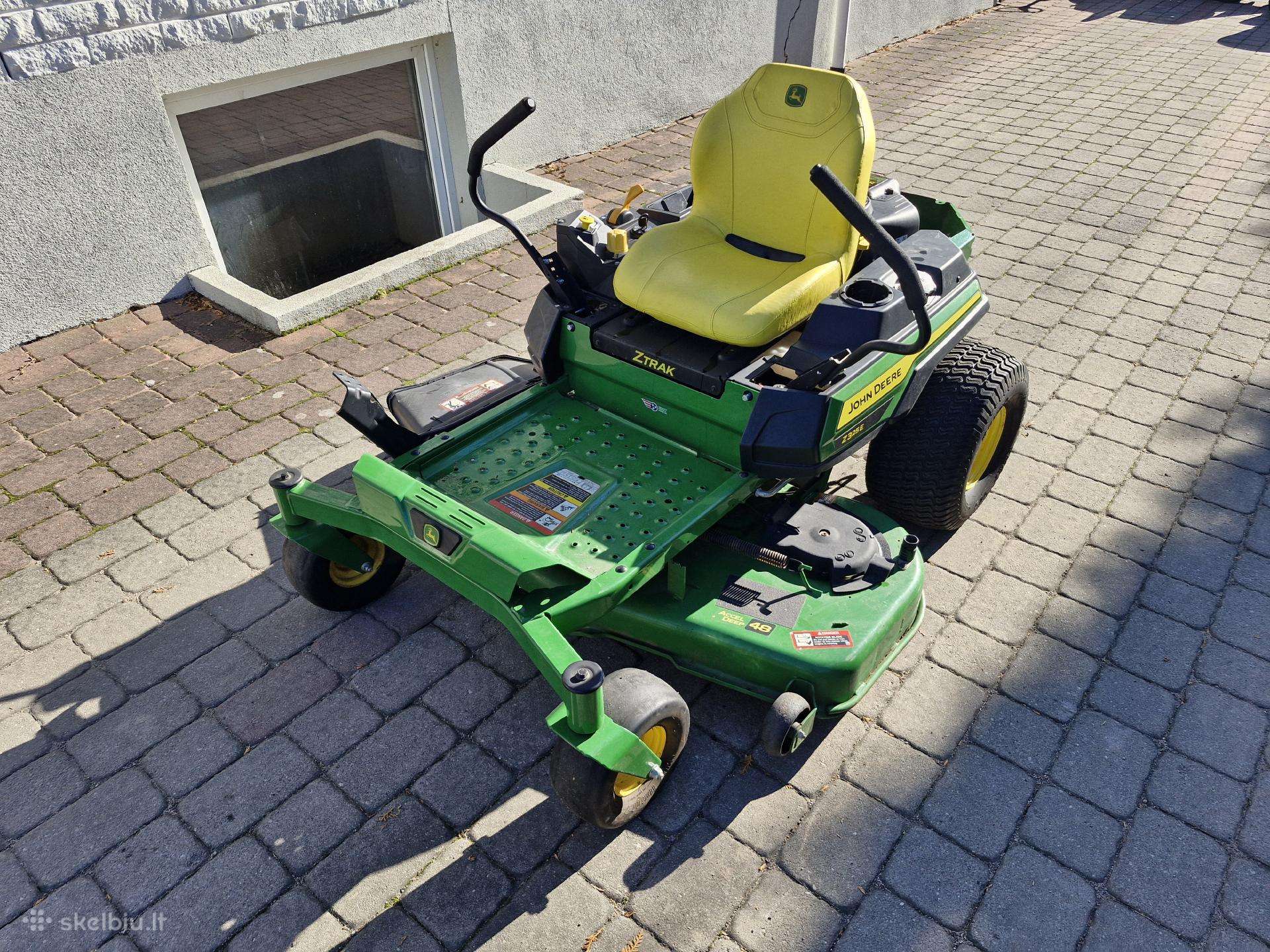 John Deere Z 325e