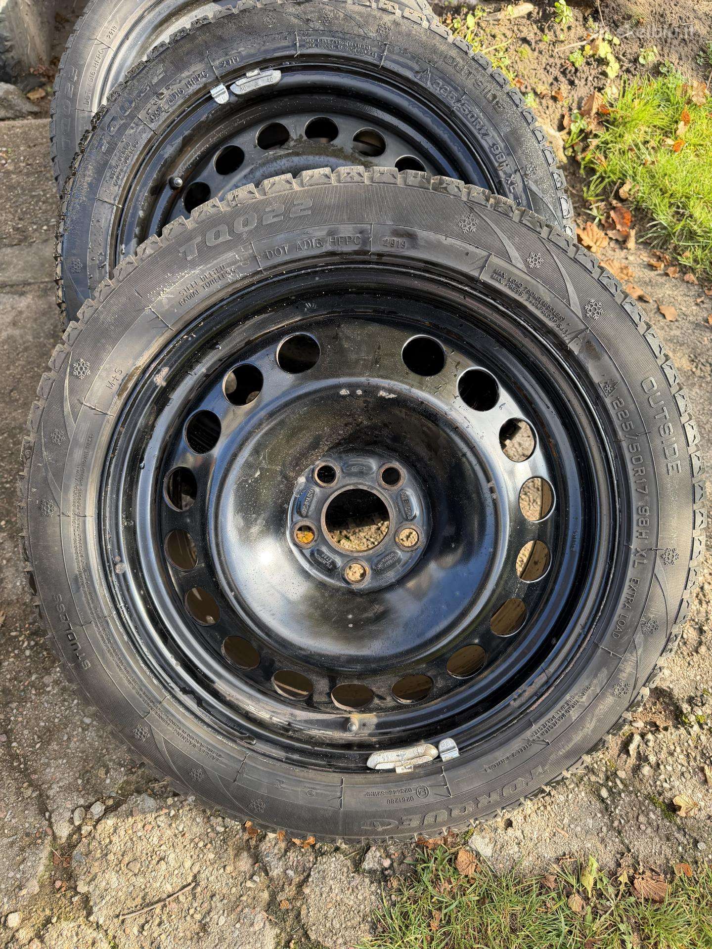 R17 225 50 volvo ford peugeot padangos ratlankiai