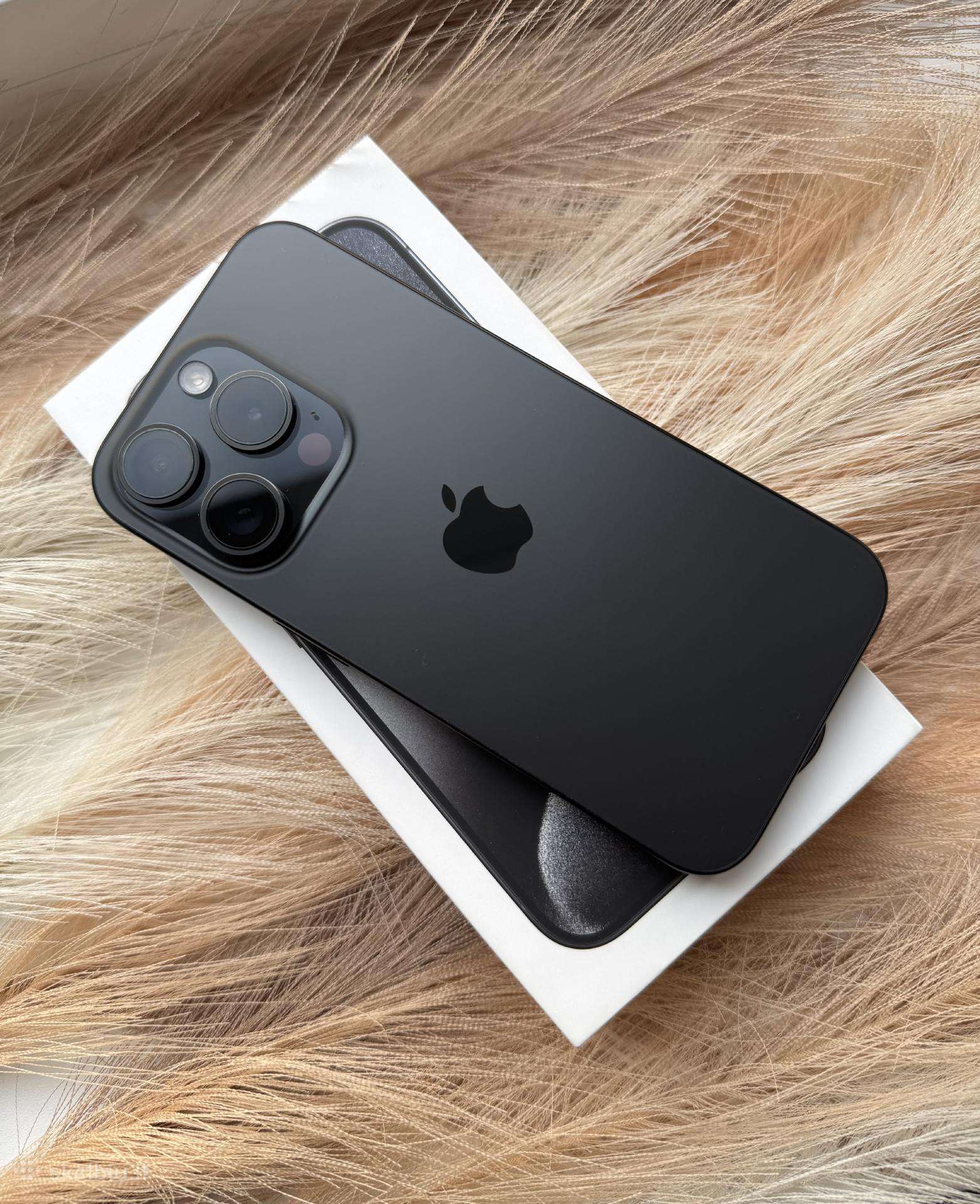 Apple iPhone 15 Pro Black Titanium 128gb