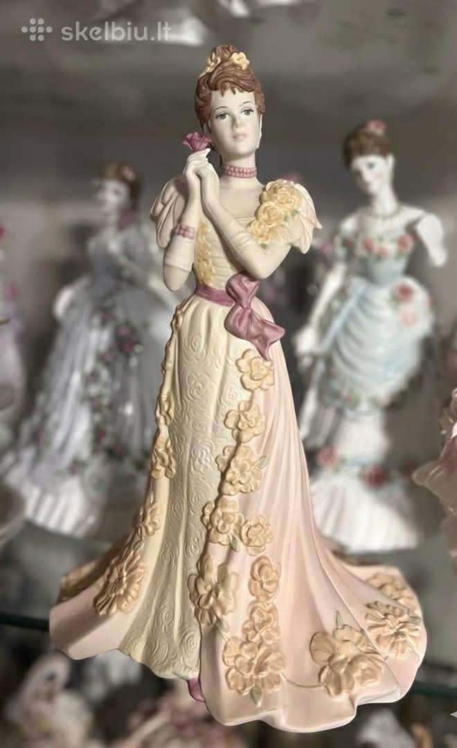 Coalport biskvitinio porceliano dama