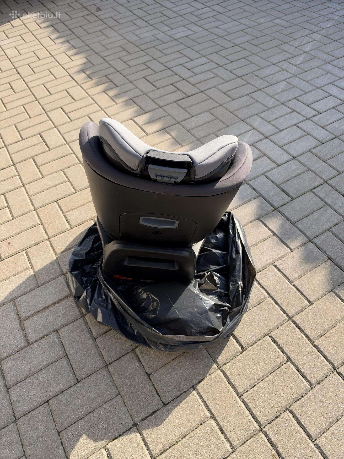 Britax romer dualfix.