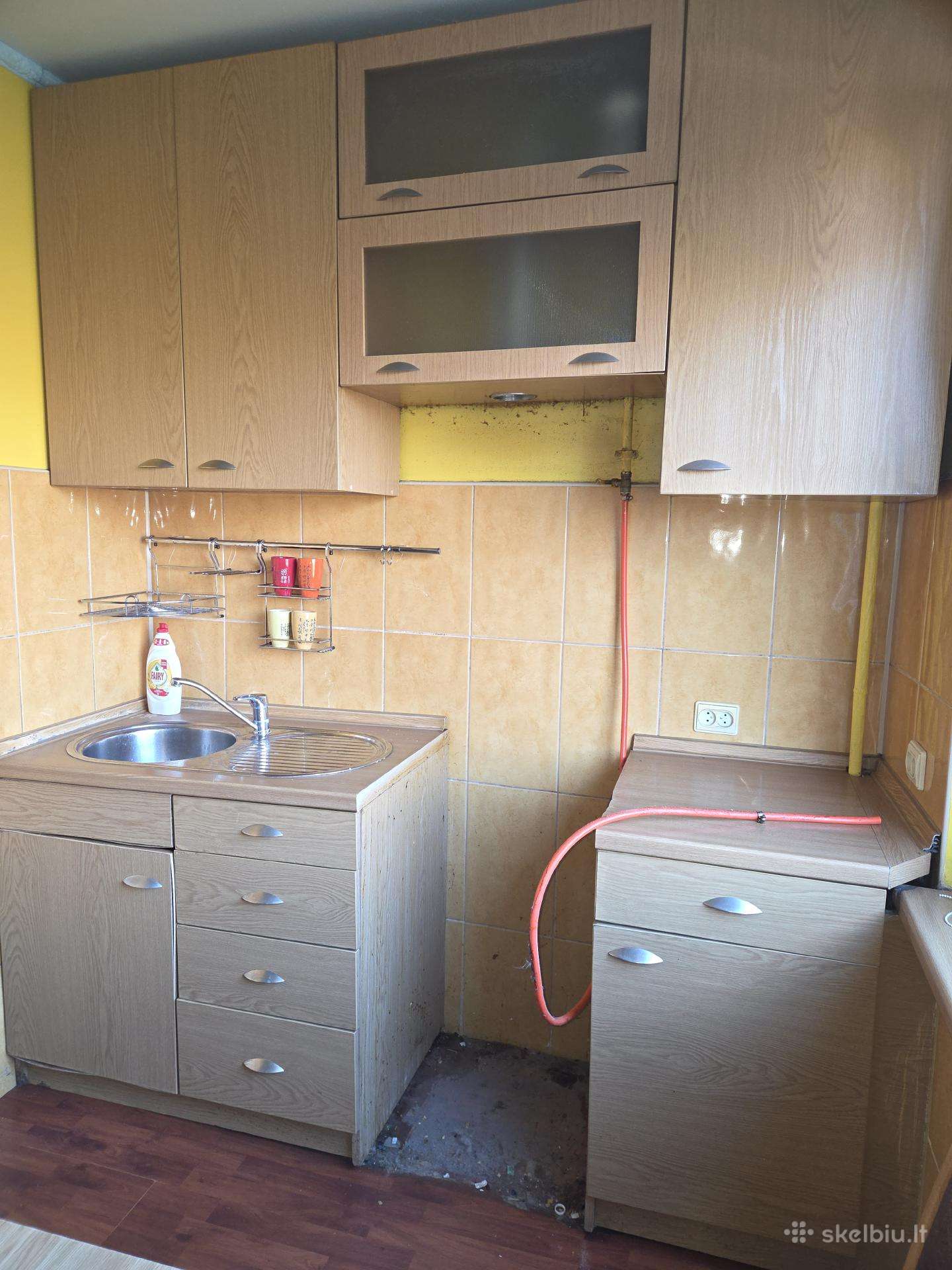 Virtuvės komplektas, kriauklė su maišytuvu