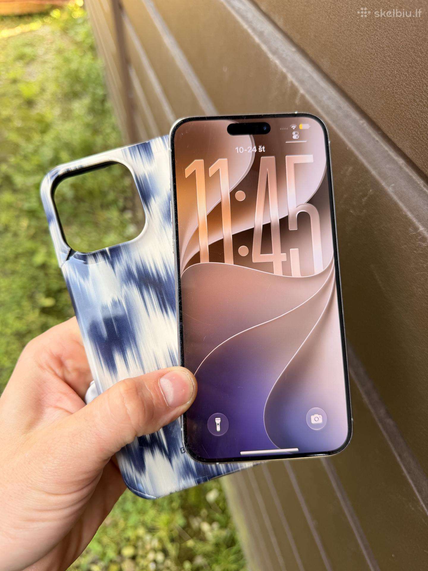 iPhone 15pro Max Baterija 100%