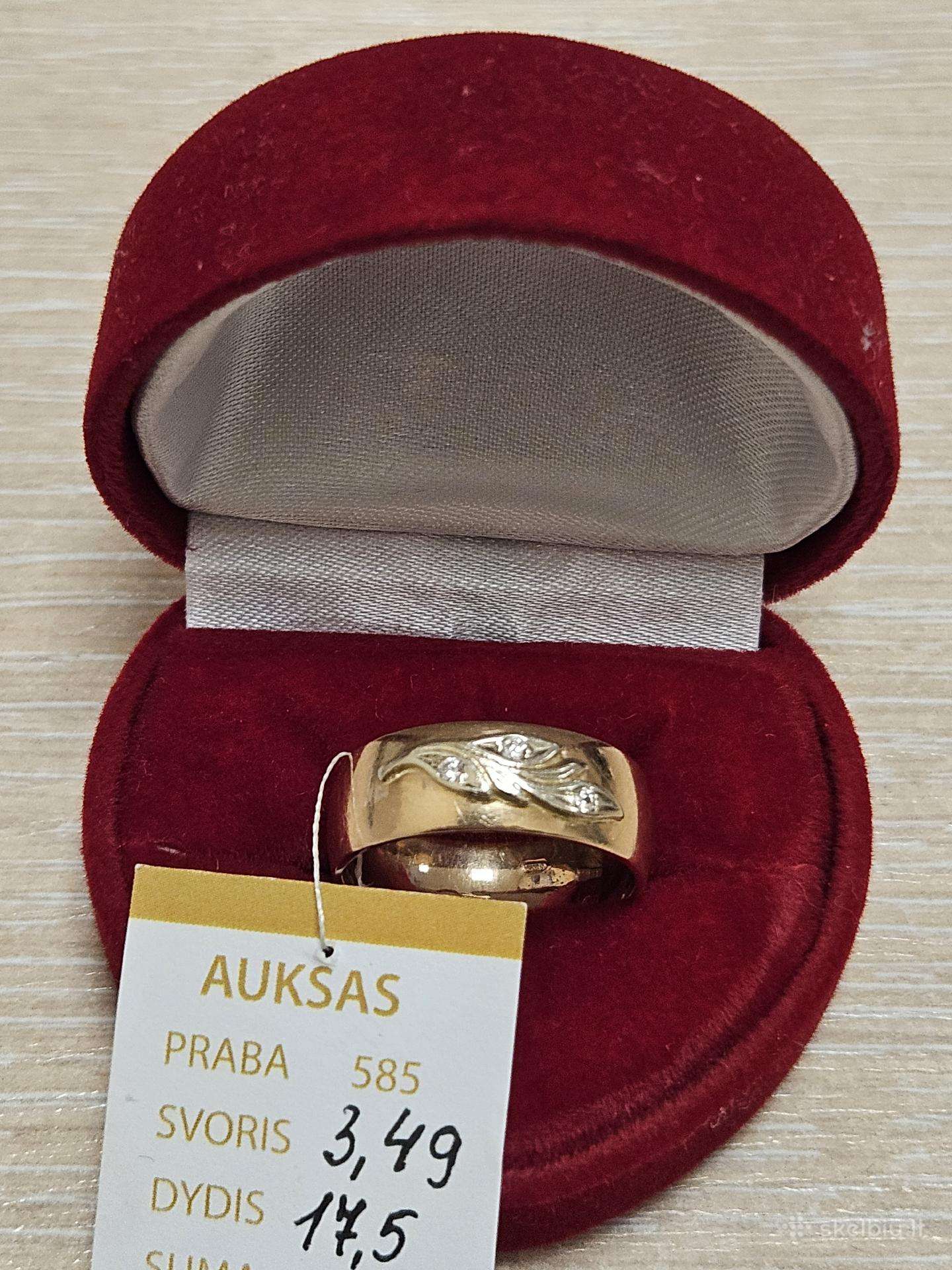 Auksinis žiedas - 332 Eur.