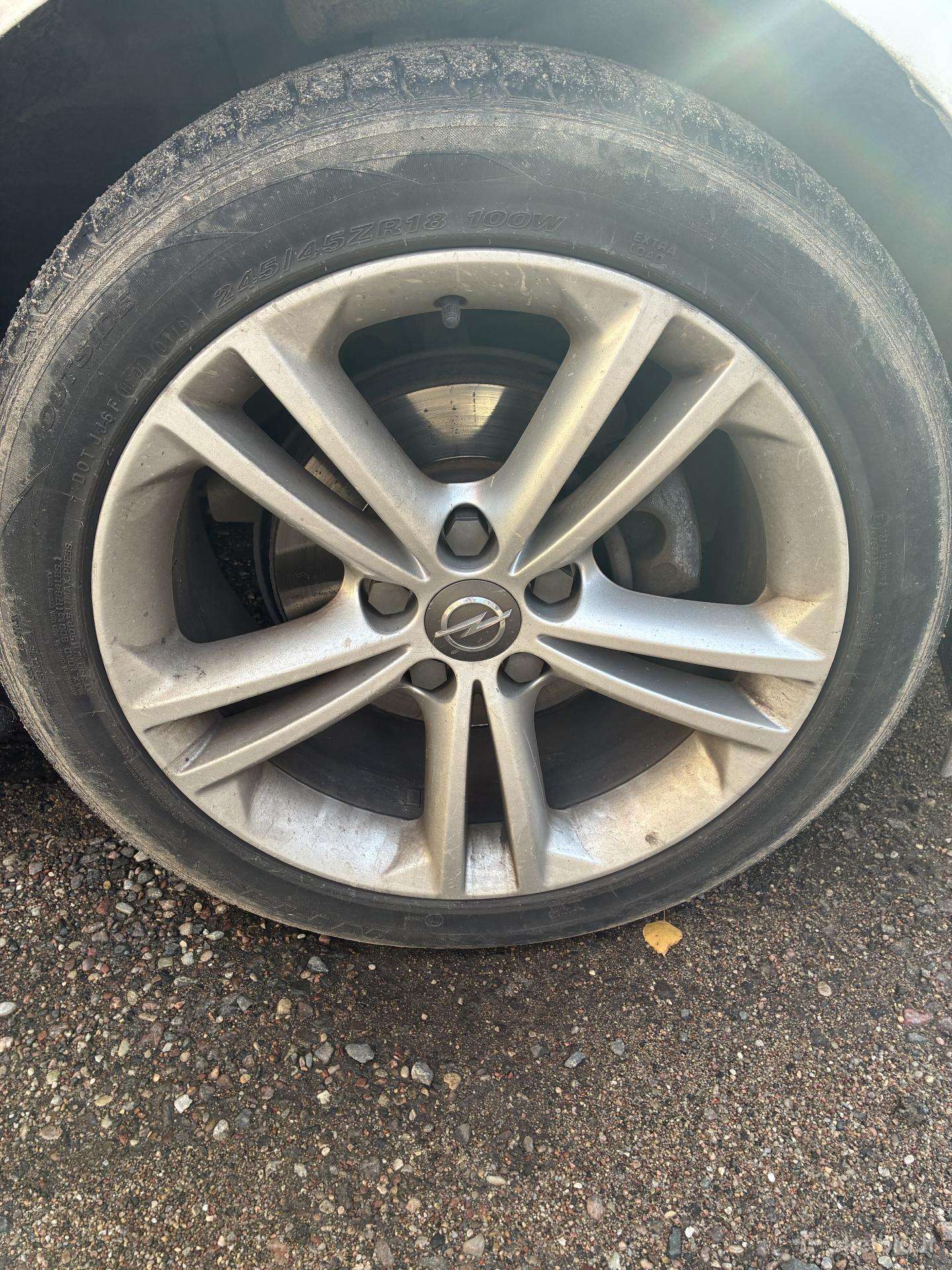 5x120 originalus opel r18 ratai su padangom