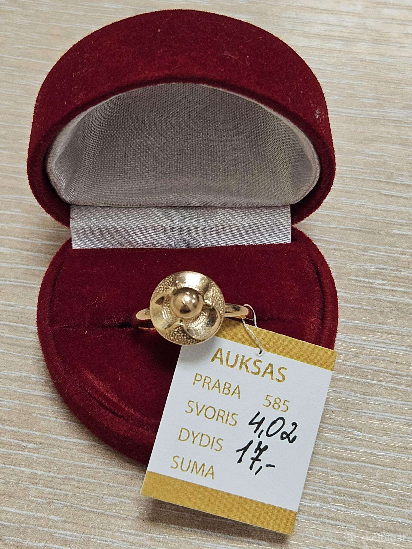 Auksinis žiedas - 382 Eur.