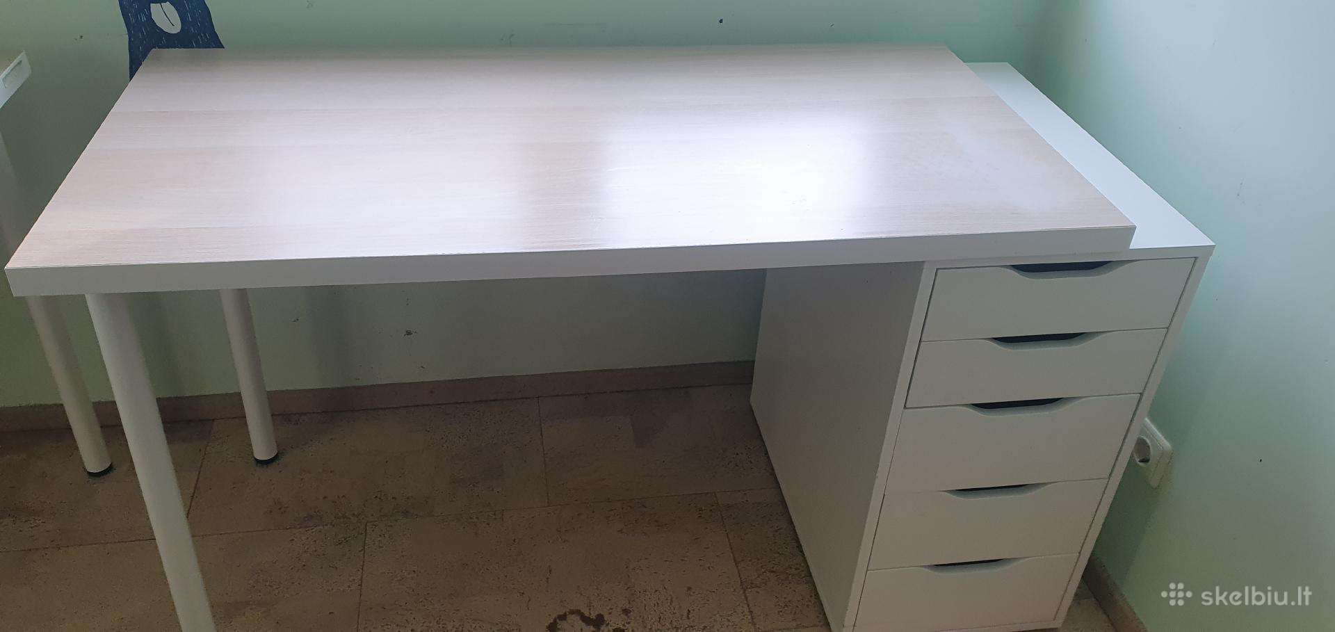 Atiduodu Ikea rašomąjį stalą