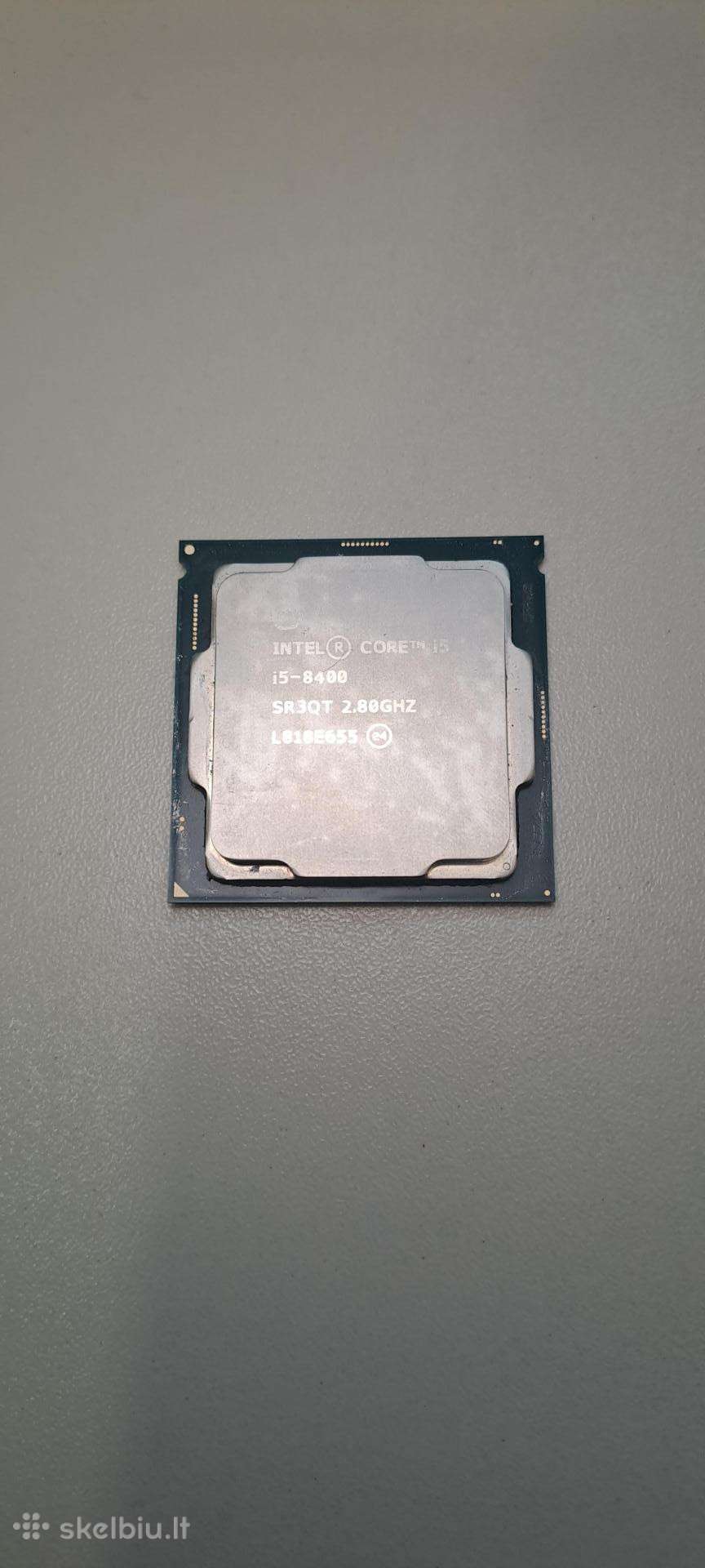 Intel i5 8400 procesorius.