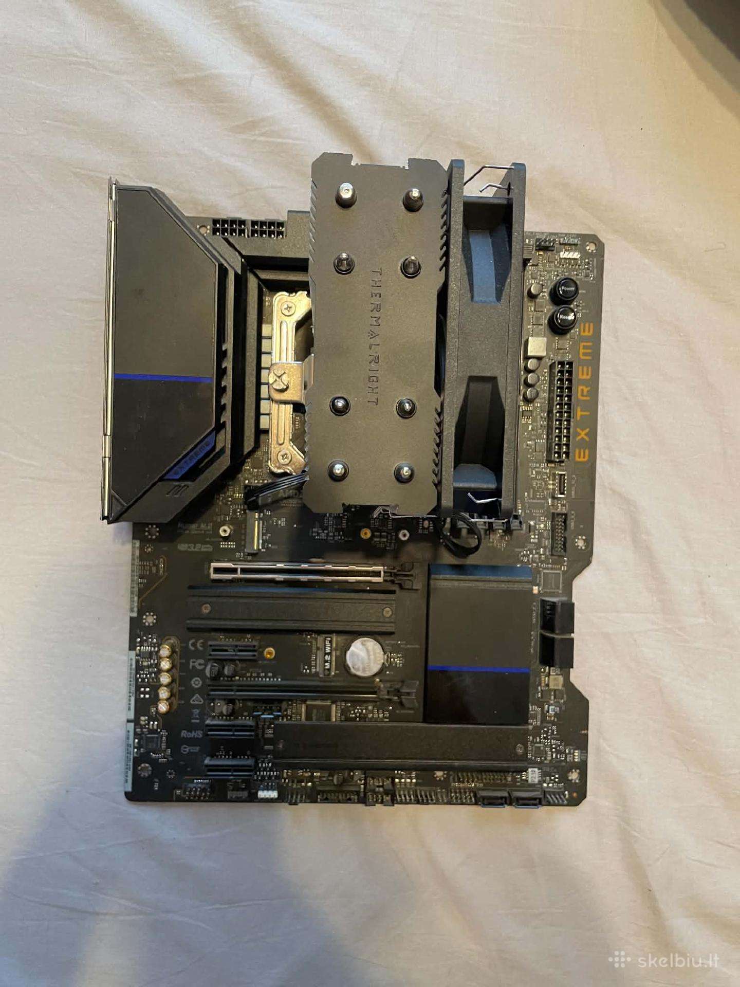 Asrock Z590 Extreme i7-10700f Assassin X 120 refin