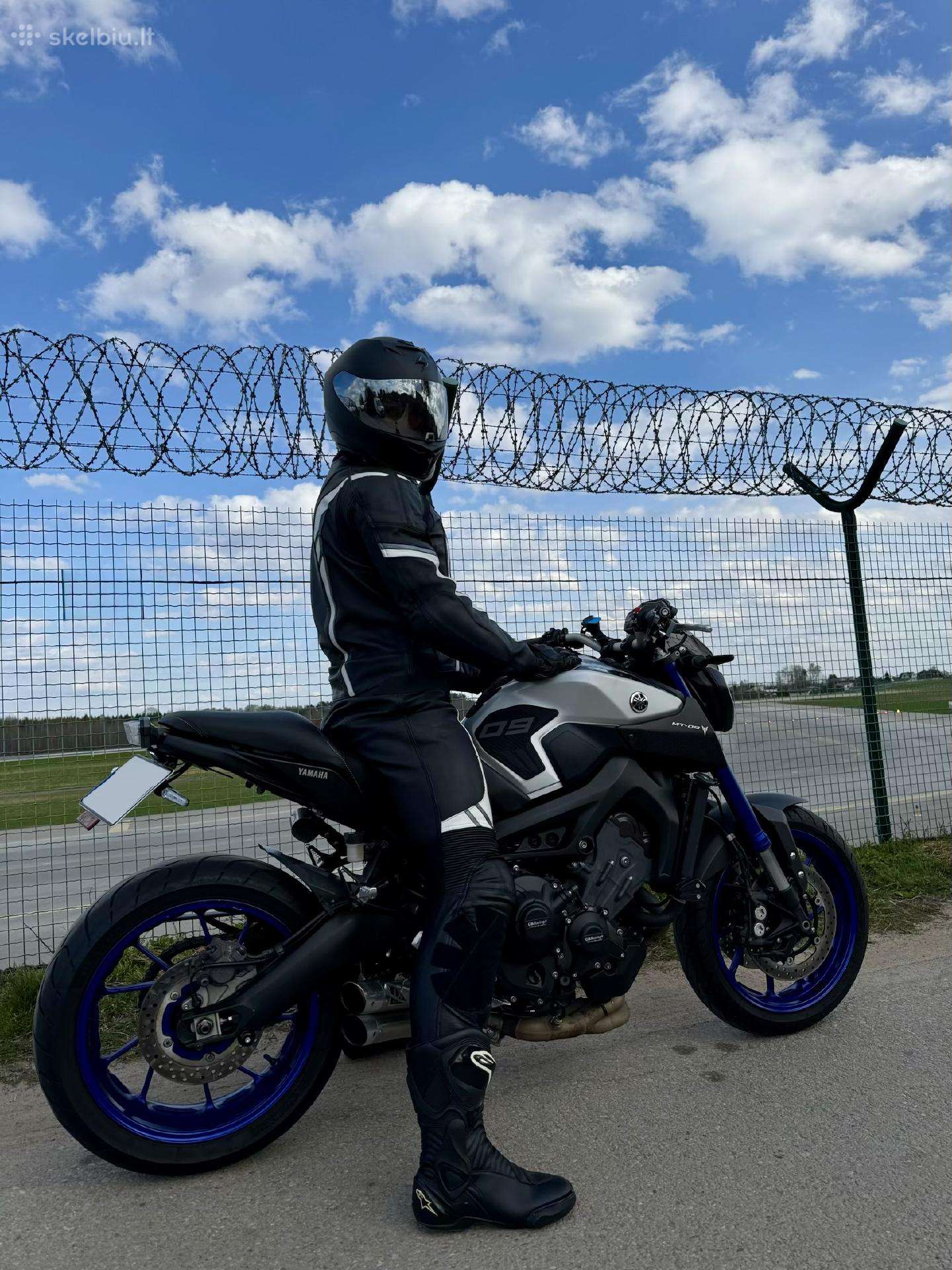 Buse Motociklininko kombinezonas ir Batai