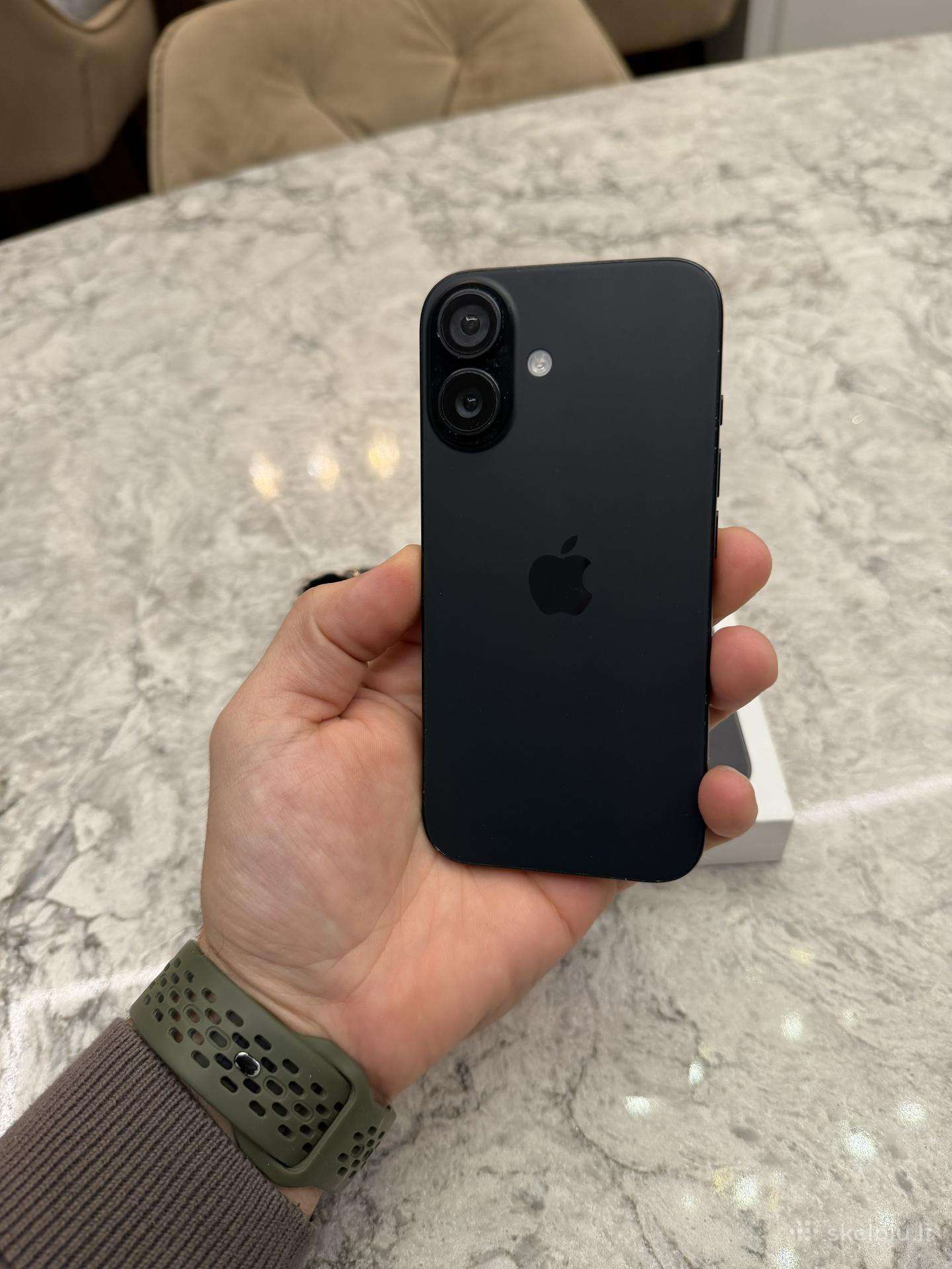 iPhone 16, 128gb 93%